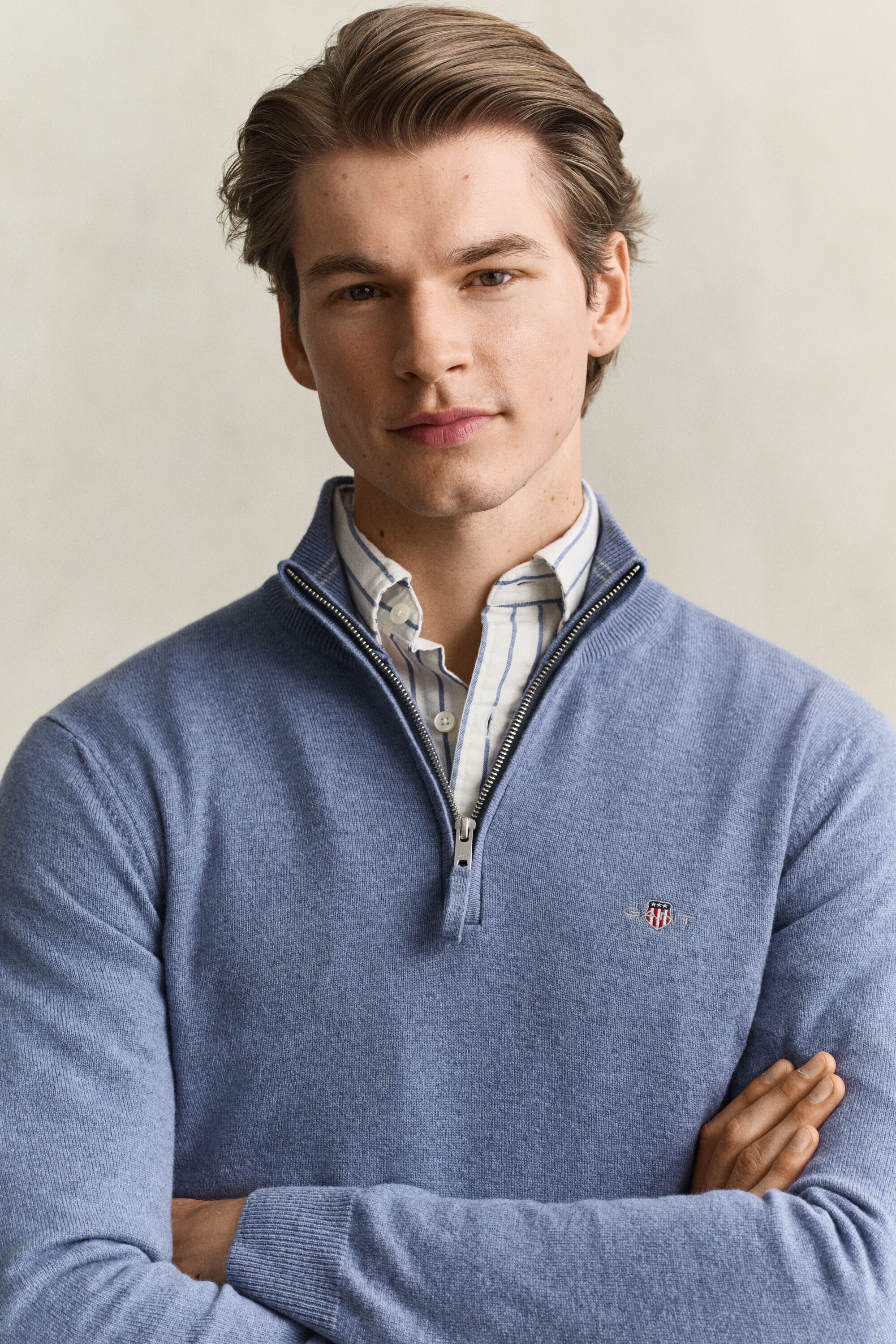 Maglia in lana d’agnello con zip corta