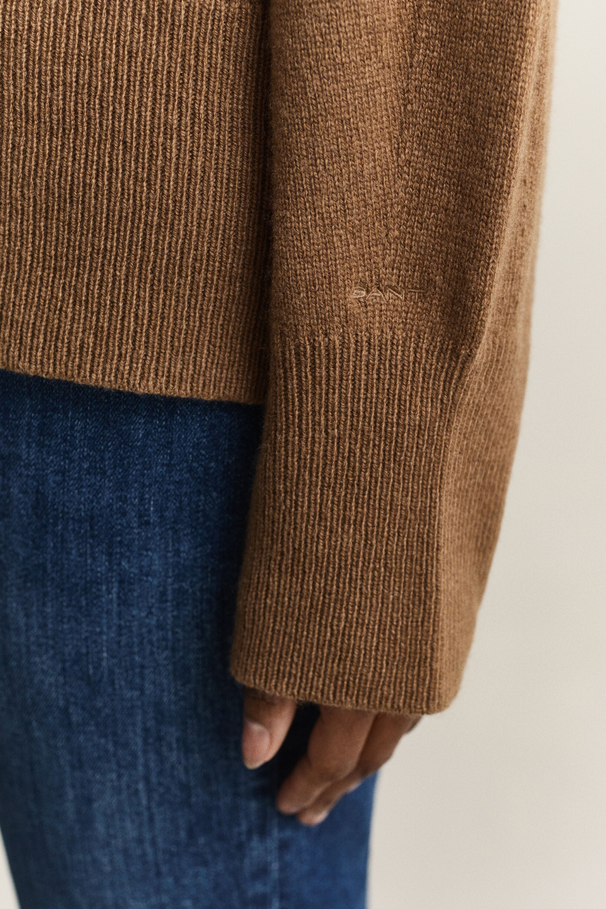 Maglia girocollo in lana cashmere