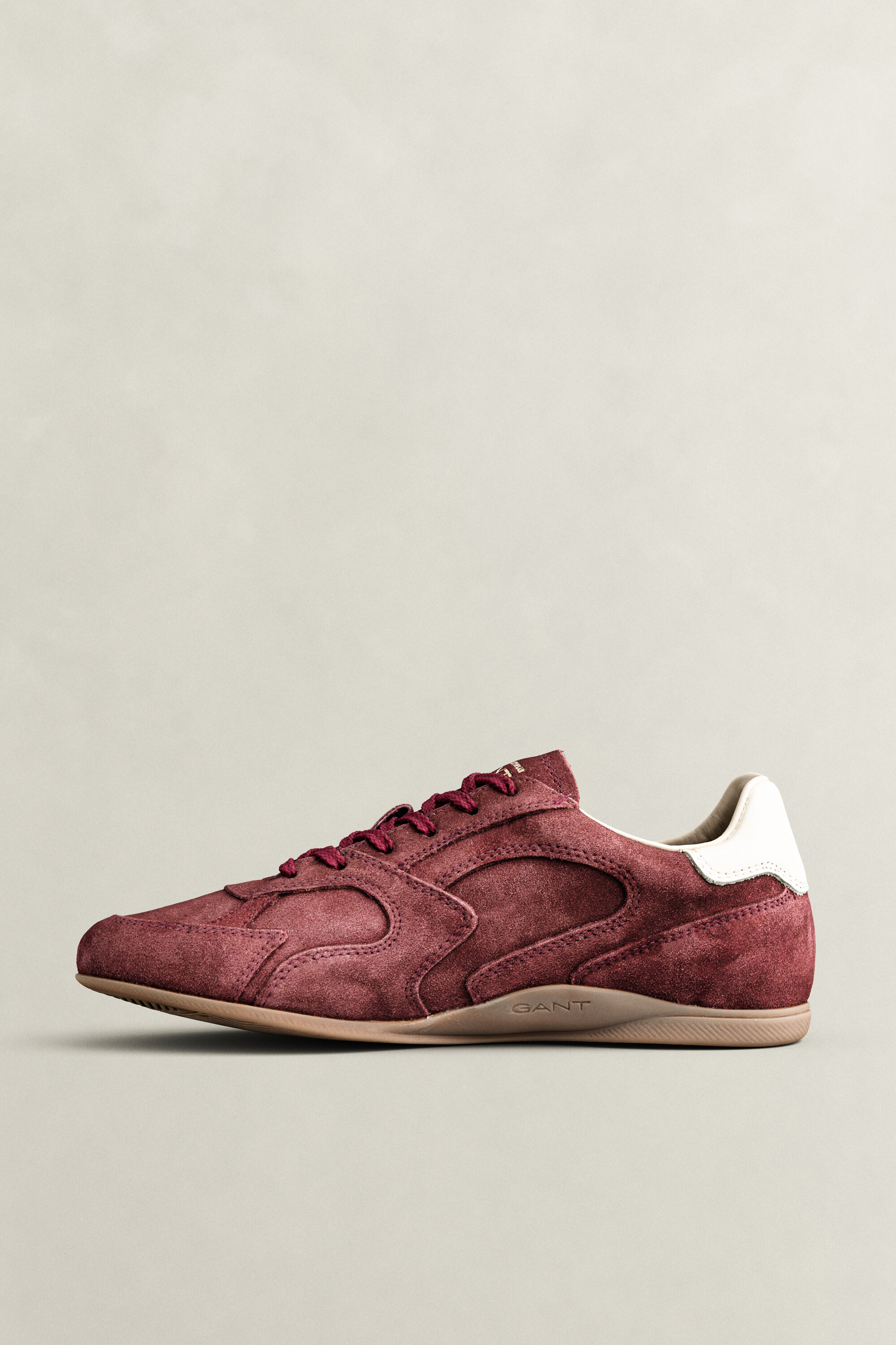 Sneakers Spelly in camoscio