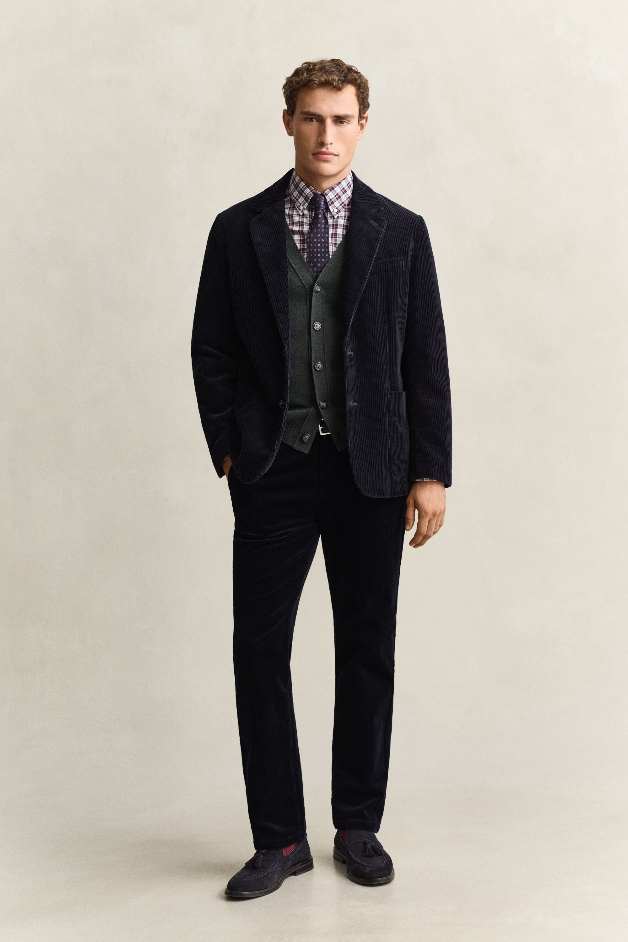 Cardigan con scollo a V in lana d’agnello
