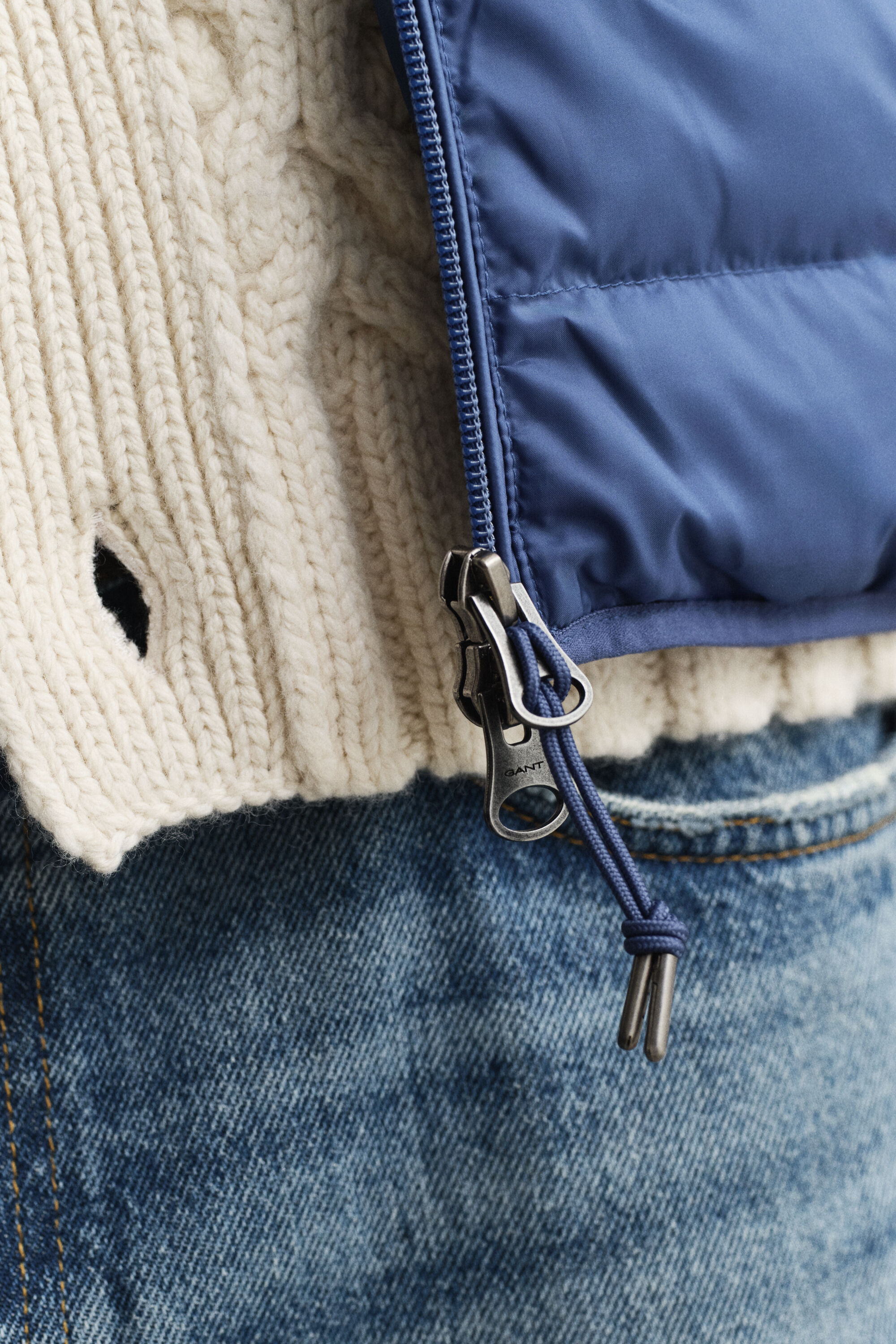 Smanicato leggero in piumino