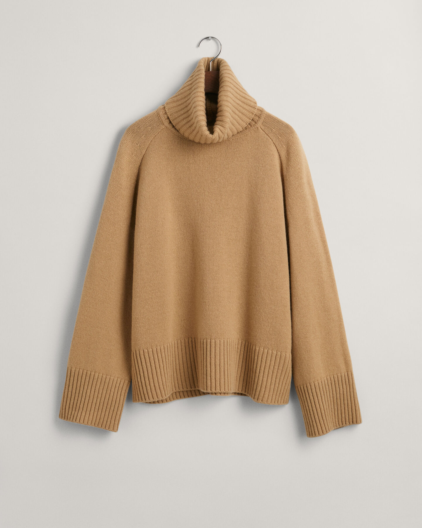Maglia con collo alto in cashmere