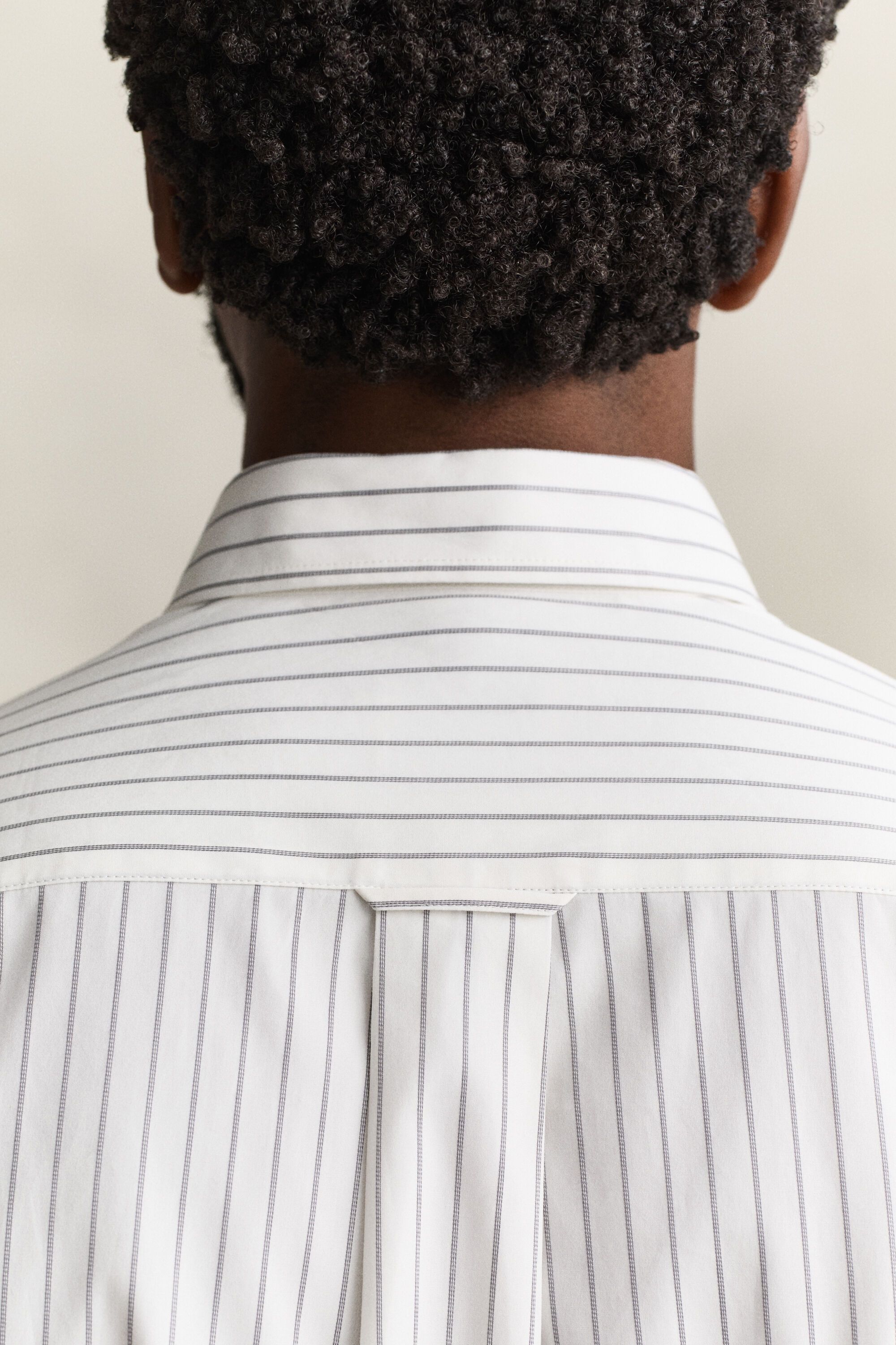 Camicia a ratiera a righe gessate