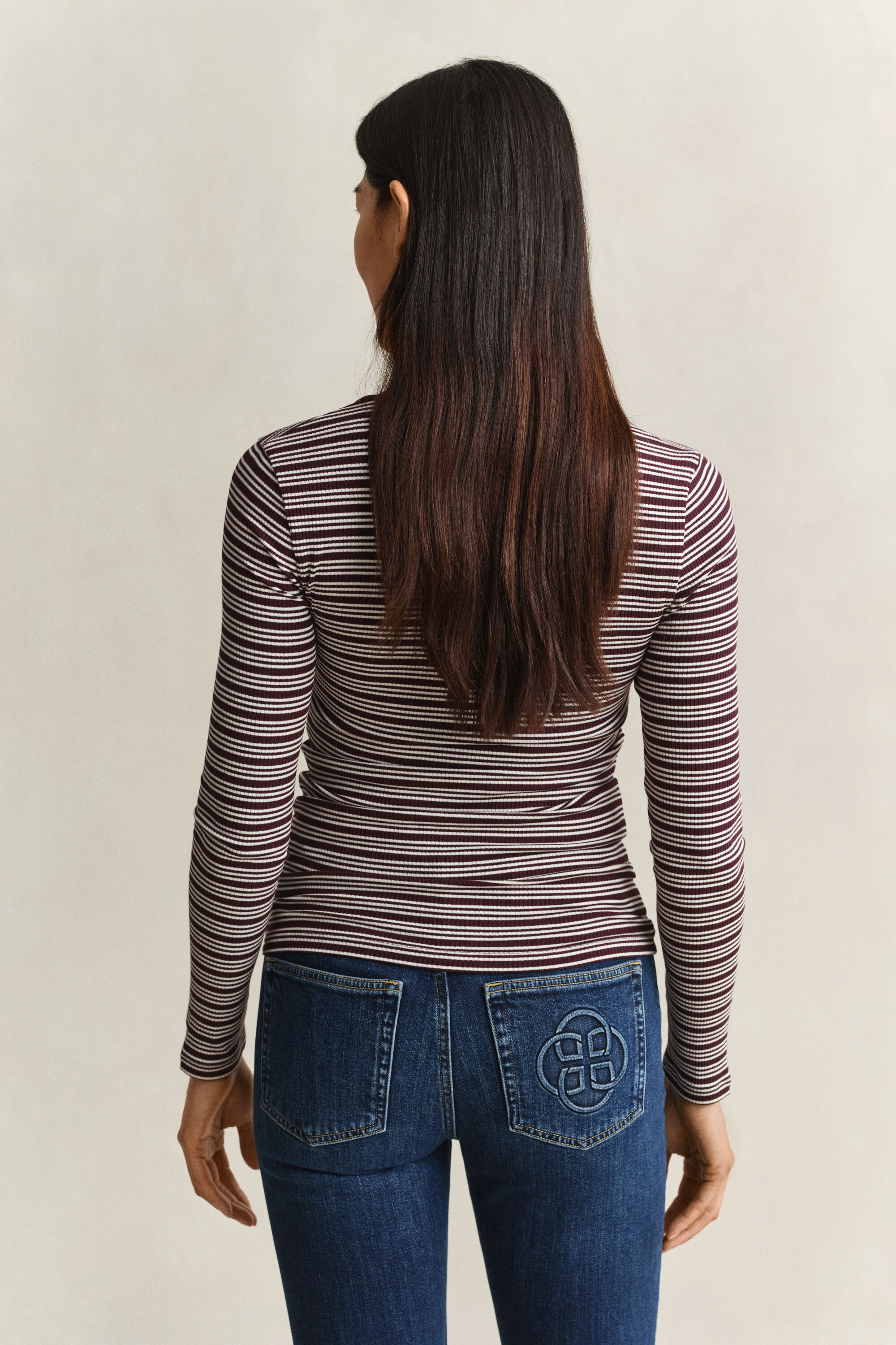 Maglia Henley a coste a maniche lunghe