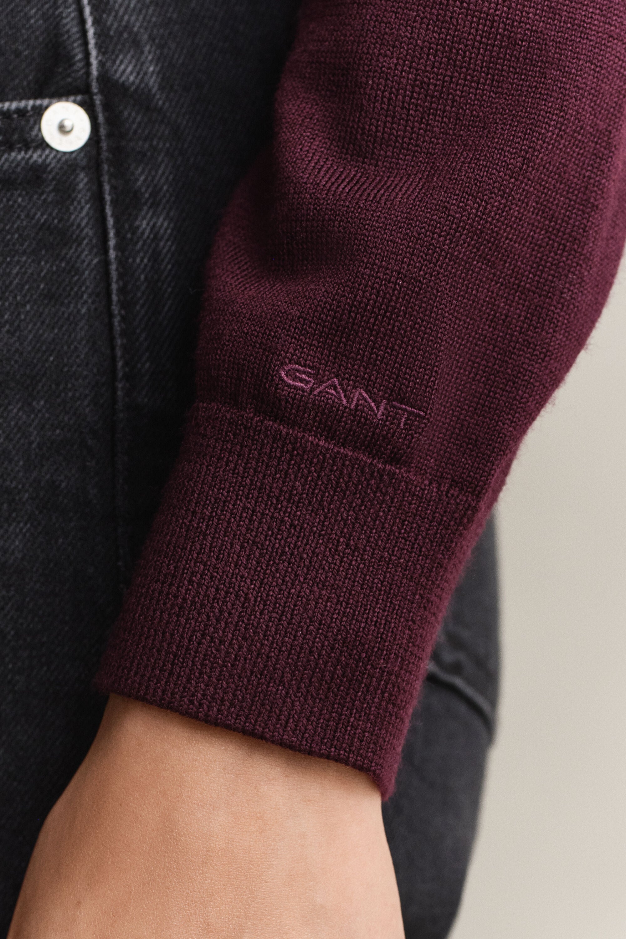 Maglia girocollo in finissima lana merino