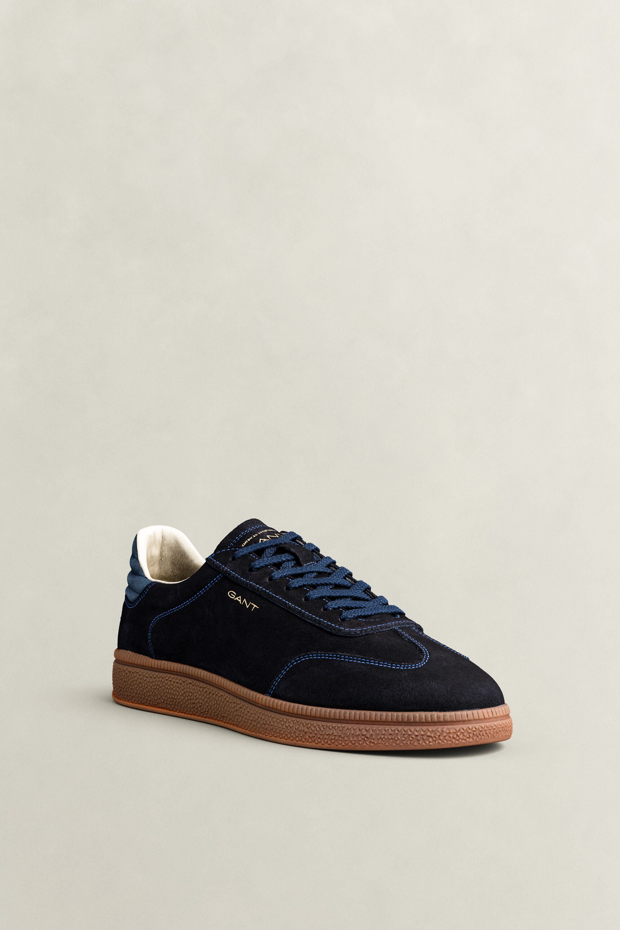 Sneakers Cuzmo in camoscio
