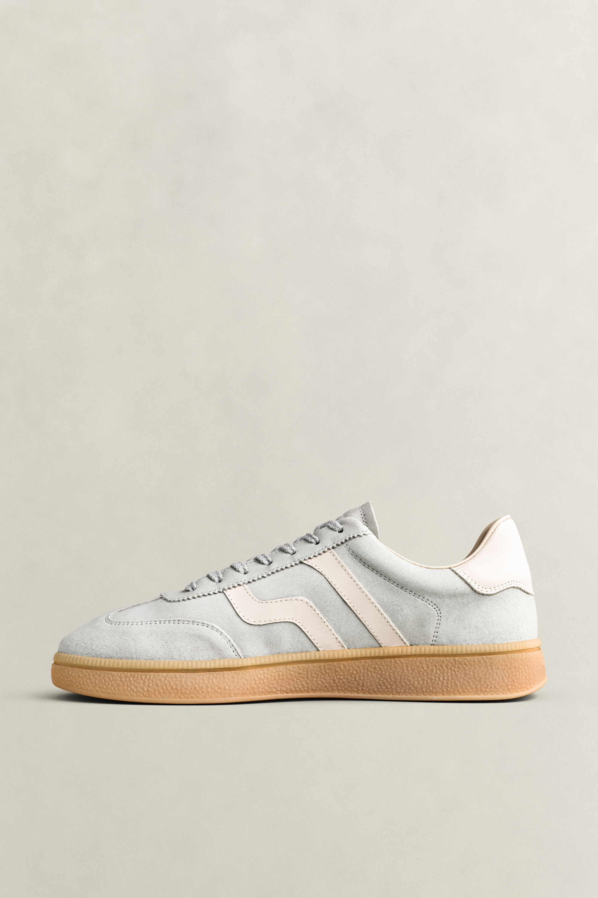 Sneakers Cuzmo in camoscio