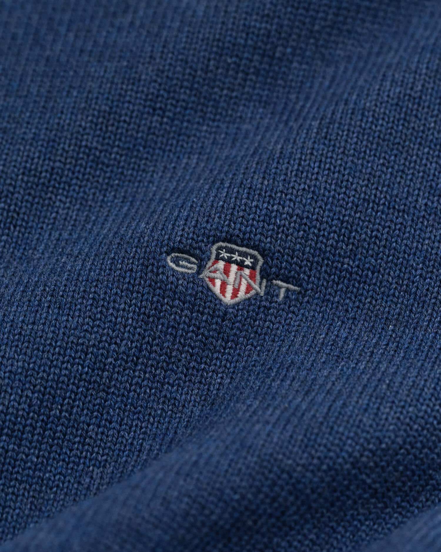 Maglia in cotone casual con zip corta