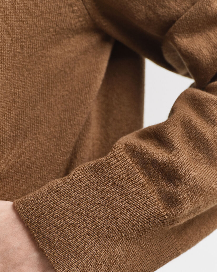 Felpa con zip e cappuccio in finissima lana d'agnello