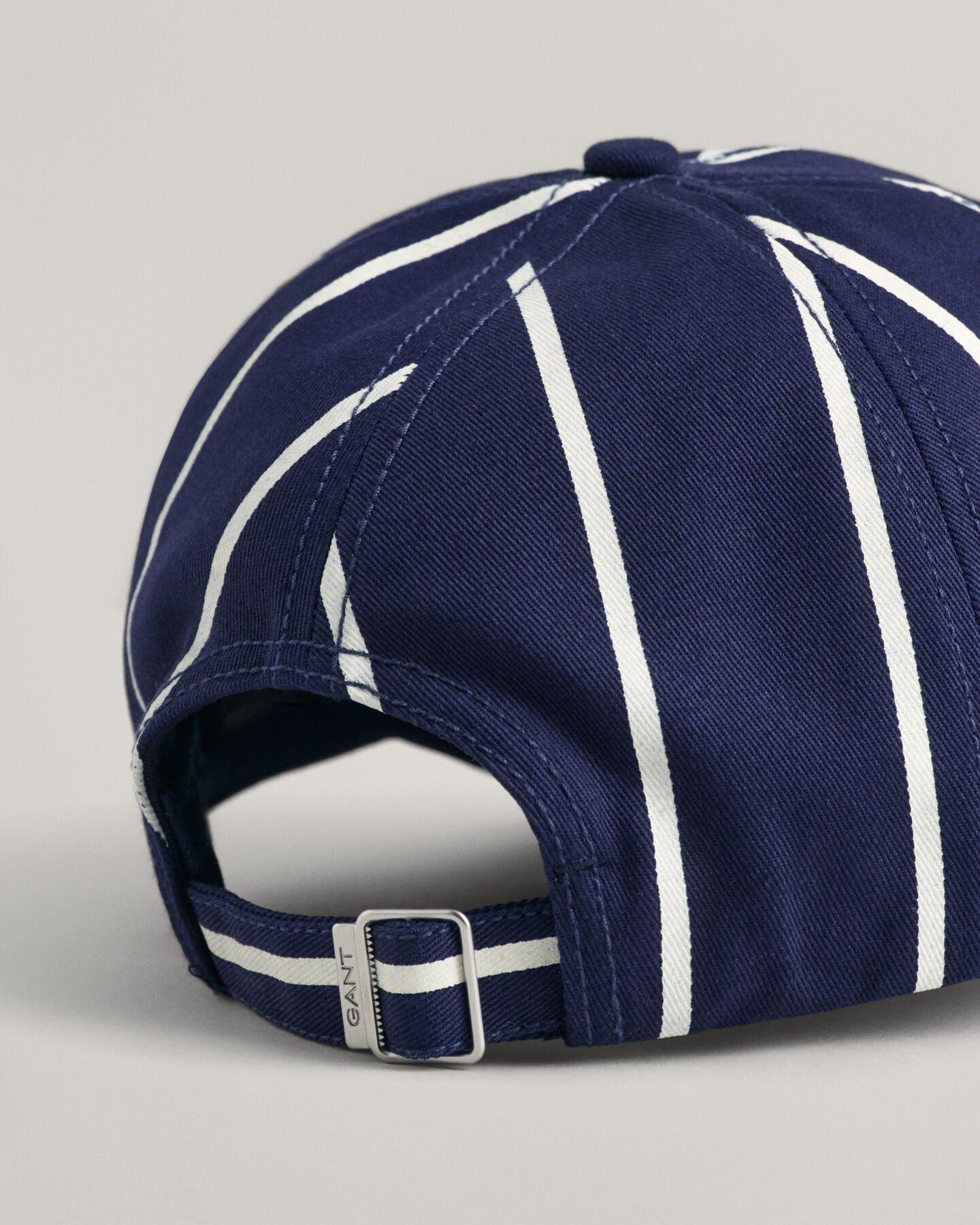 Cappellino a righe GANT Varsity