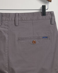 Pantaloni chino Hallden in twill slim fit