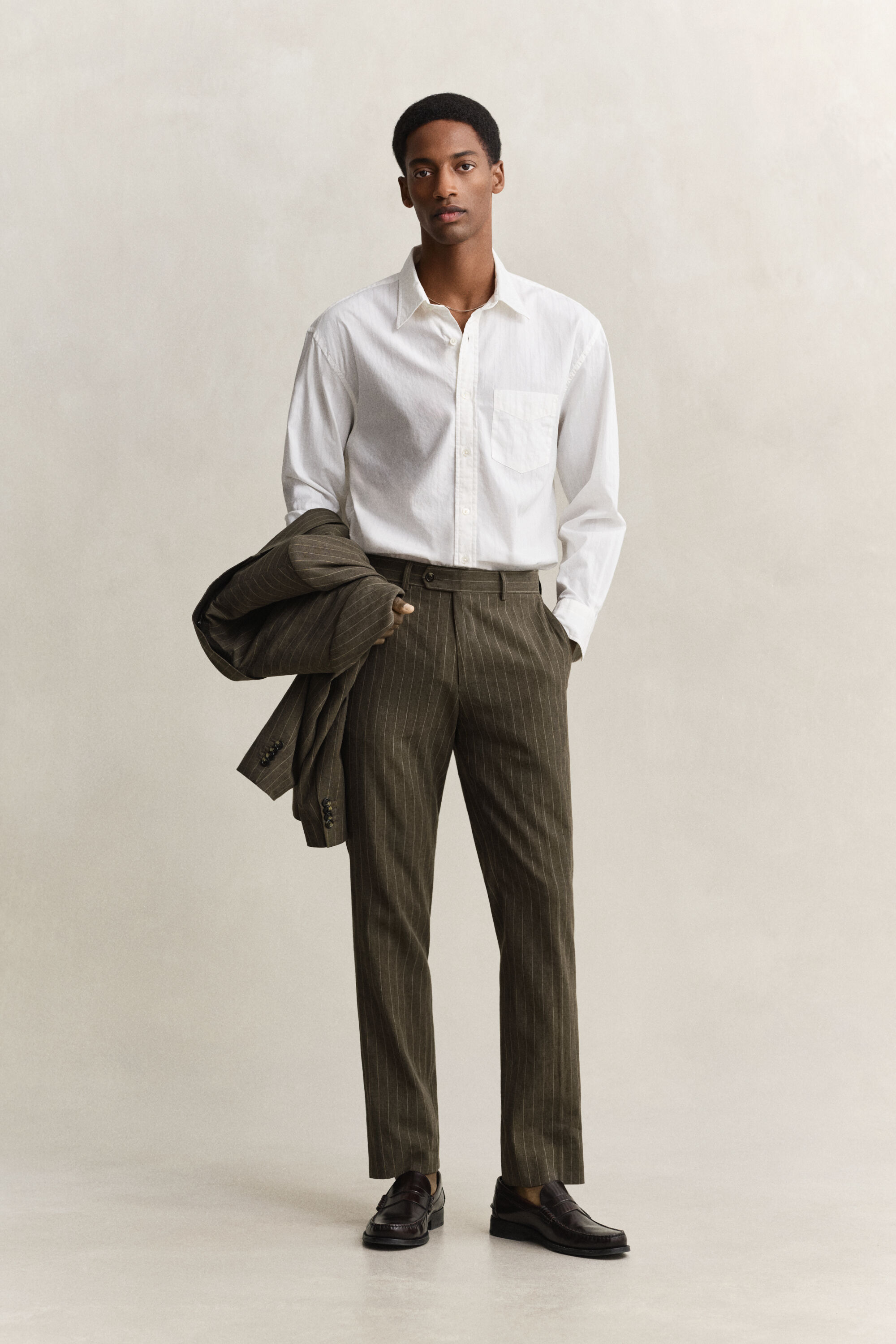 Pantaloni gessati eleganti