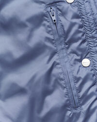 Smanicato leggero in piumino