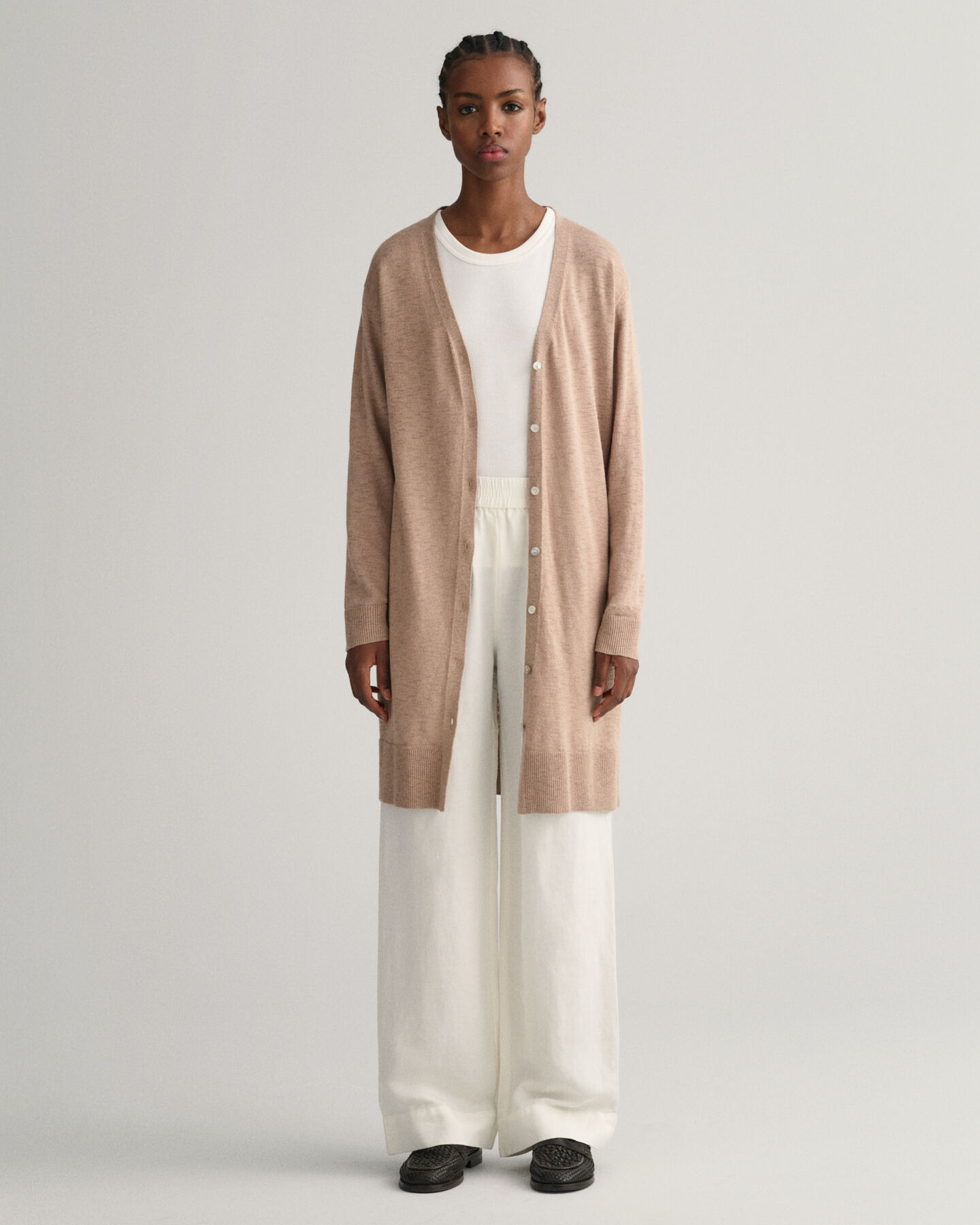 Cardigan con profondo scollo a V in misto lino