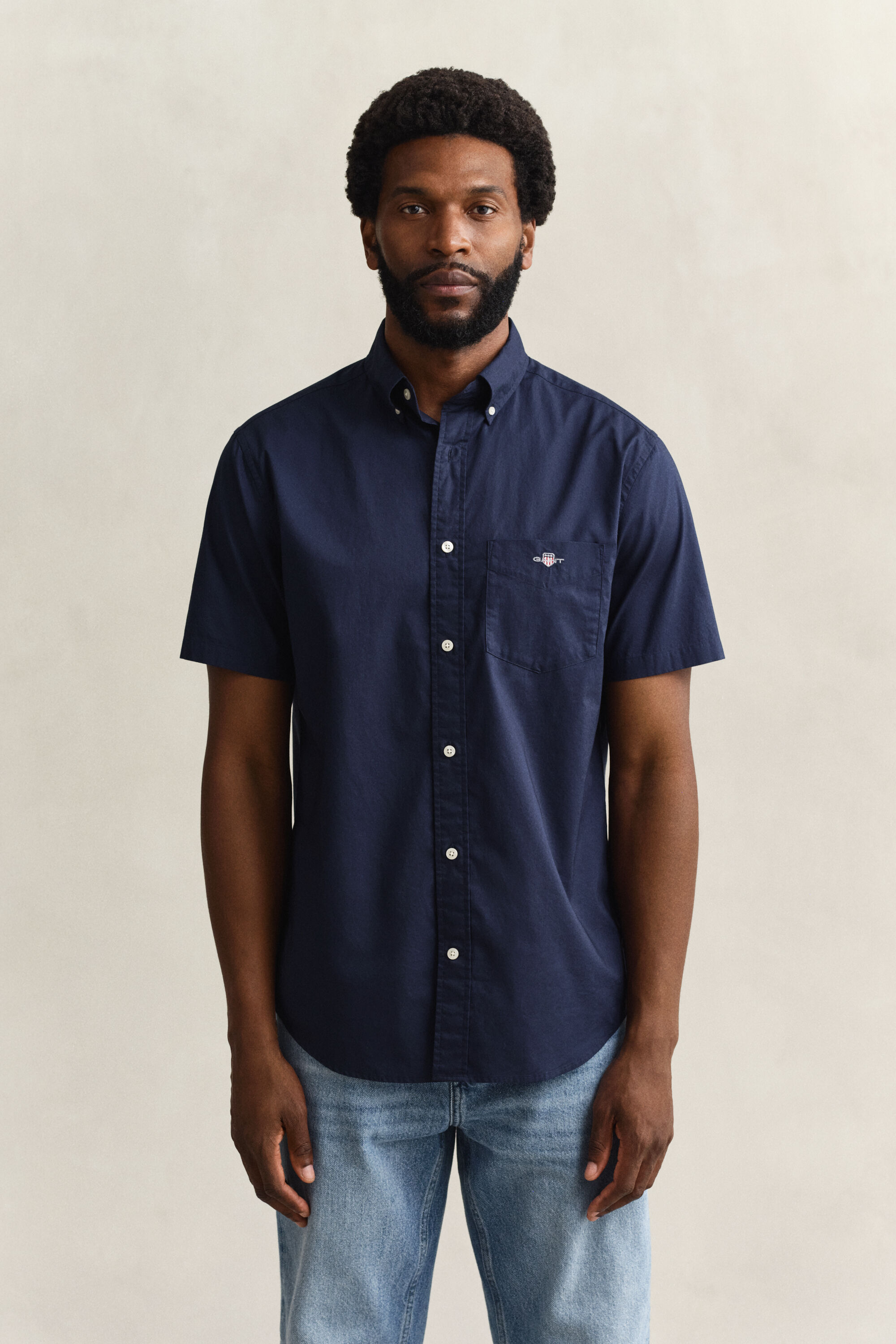 Camicia classica a maniche corte in popeline