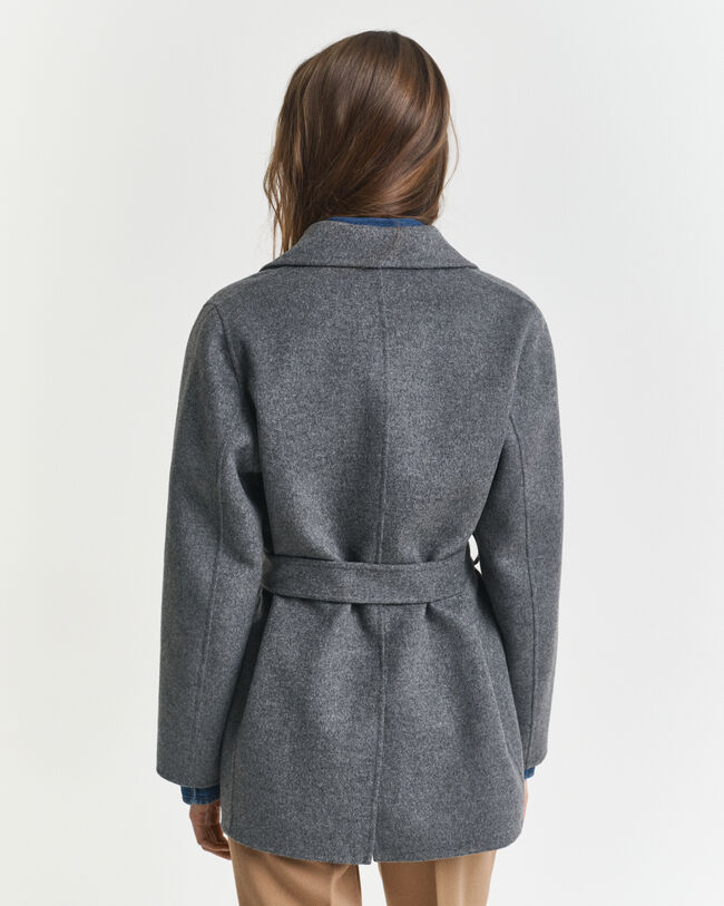 Giacca cucita a mano con cintura