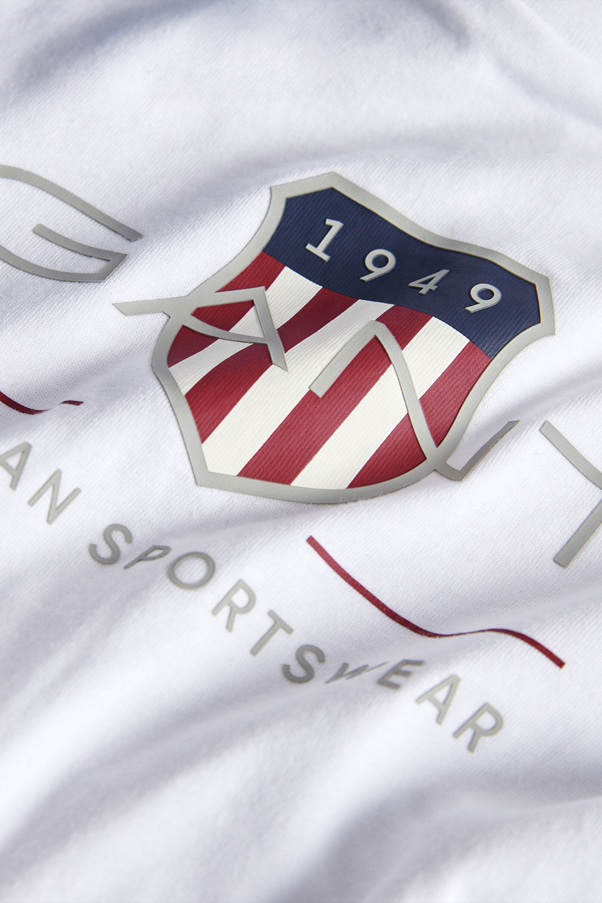 Set felpa, T-shirt e pantaloni della tuta Shield con zip Boys