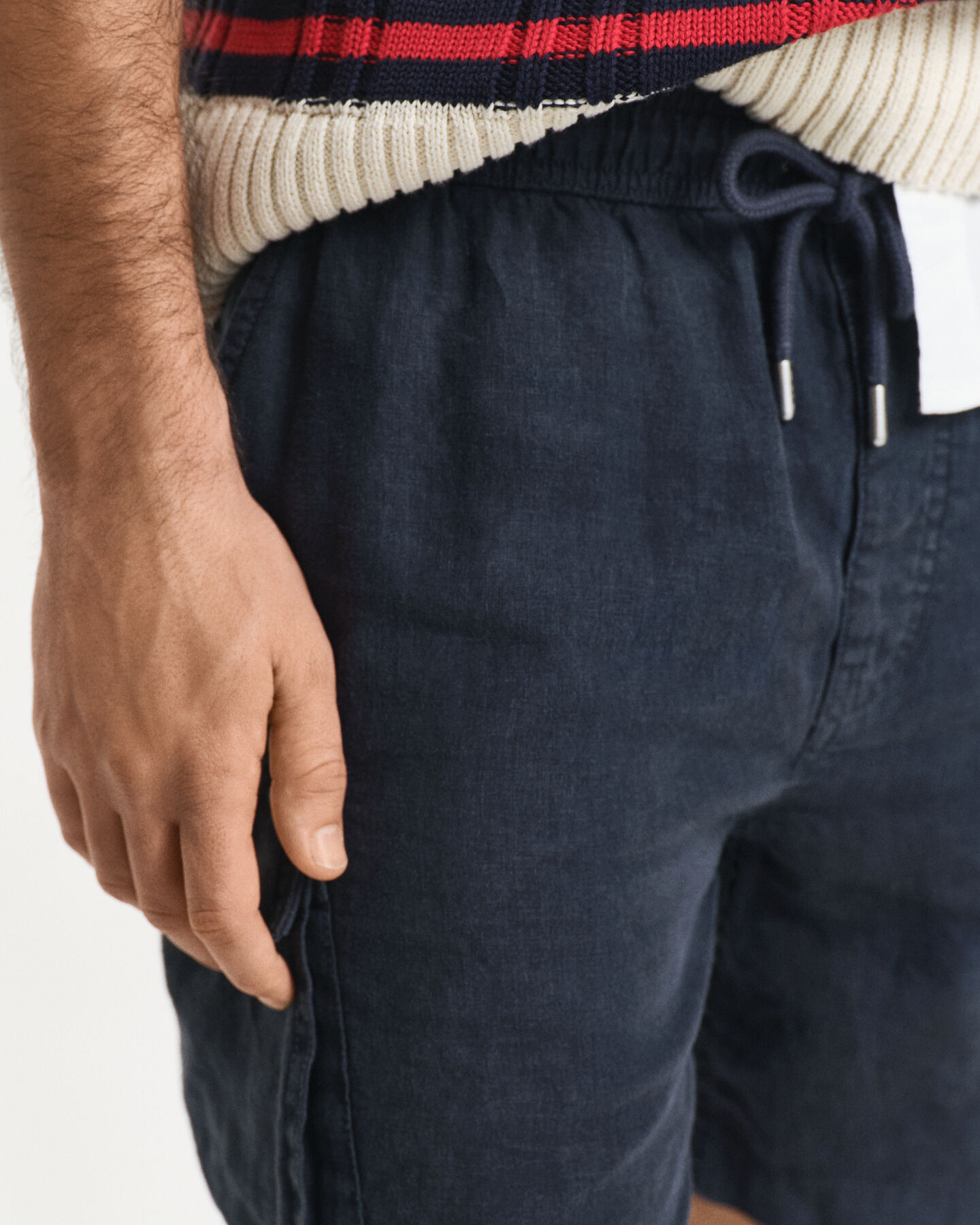 Pantaloncini cargo di lino regular fit