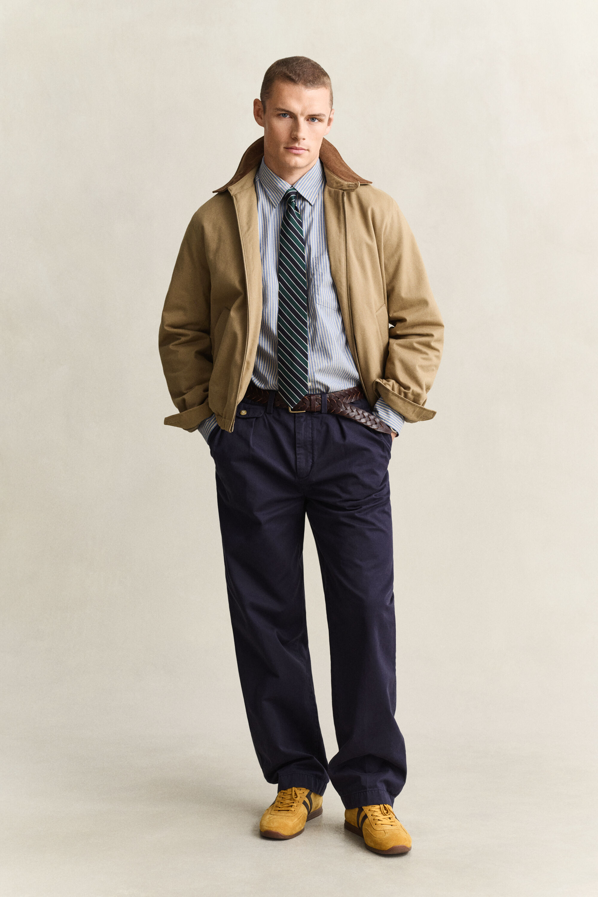Camicia a righe in edizione esclusiva per membri