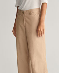 Pantaloni chino leggeri relaxed fit
