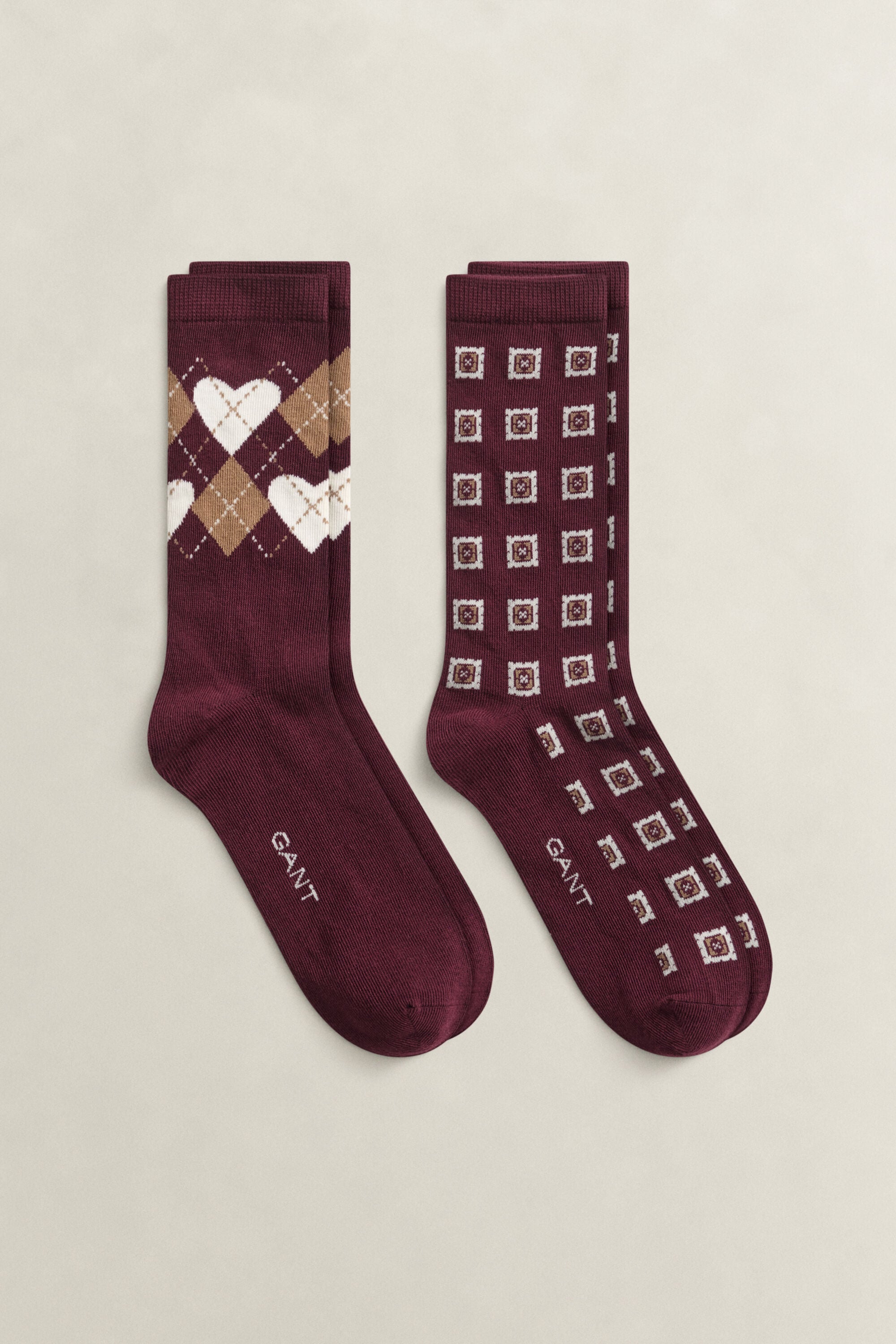 Confezione regalo con 2 paia di calzini a rombi a cuore