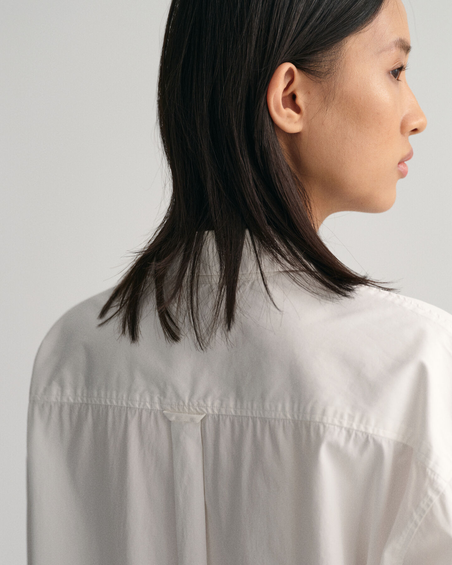 Camicia in popeline con polsini alti oversize