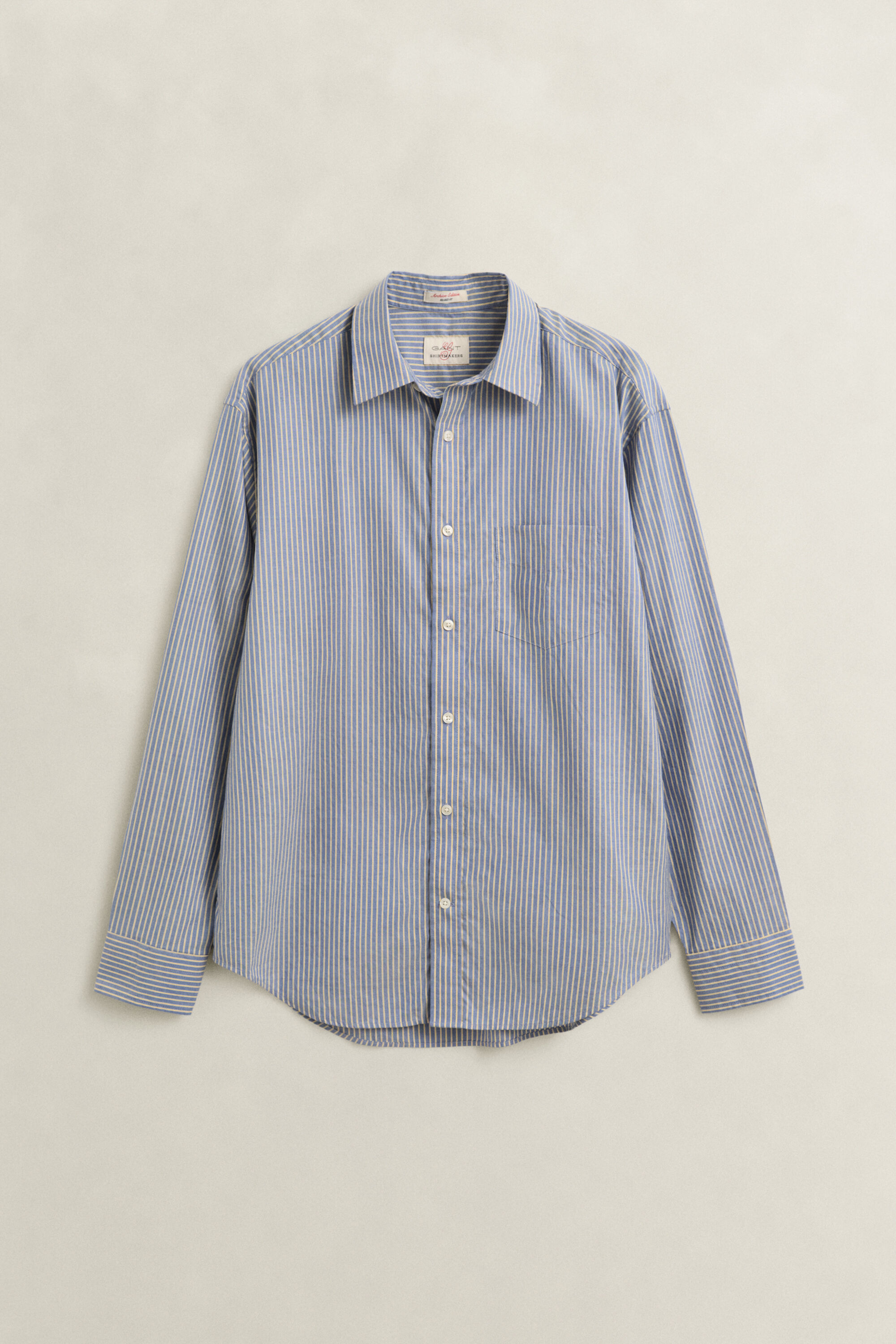 Camicia a righe in edizione esclusiva per membri