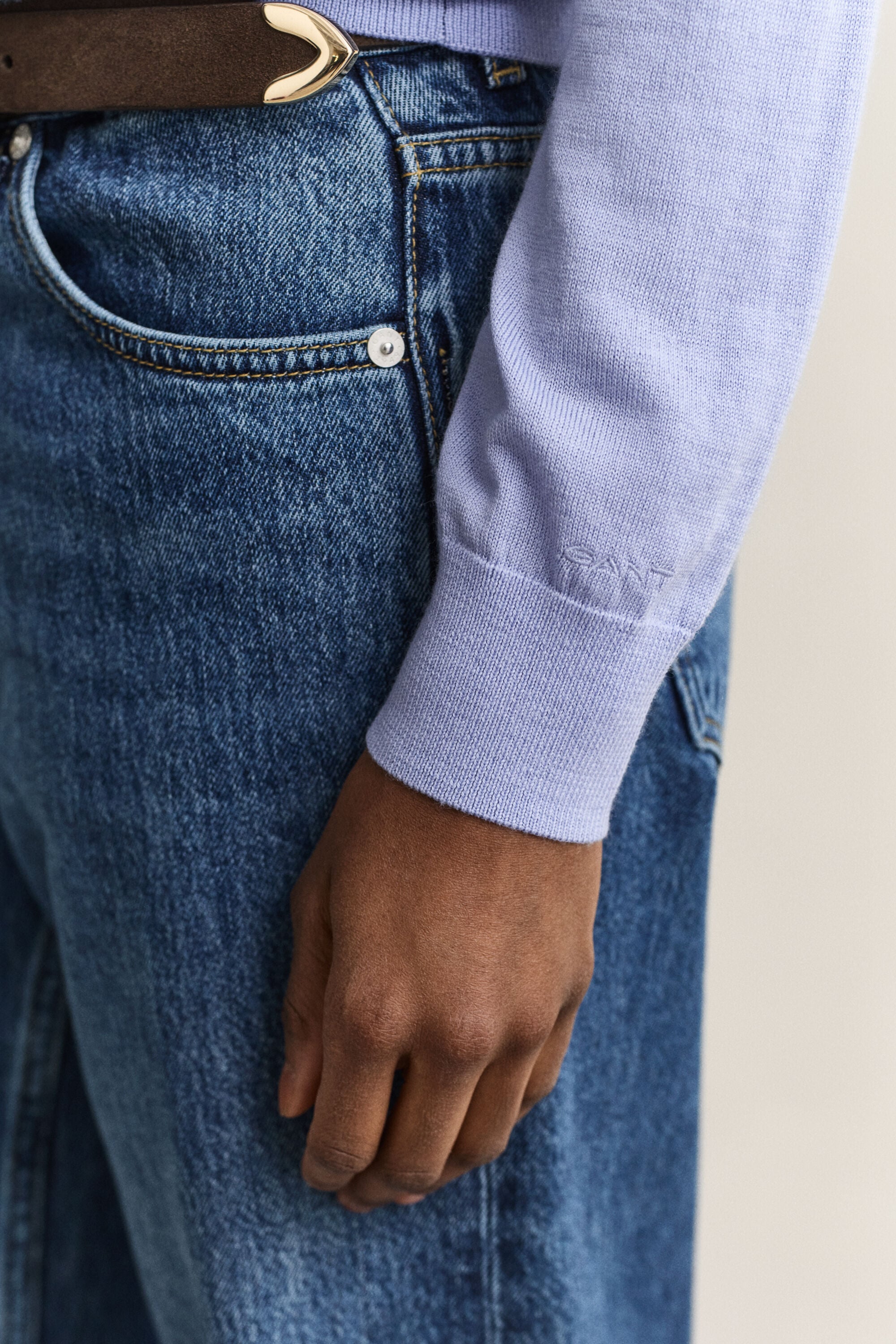 Maglia a collo alto in finissima lana merino