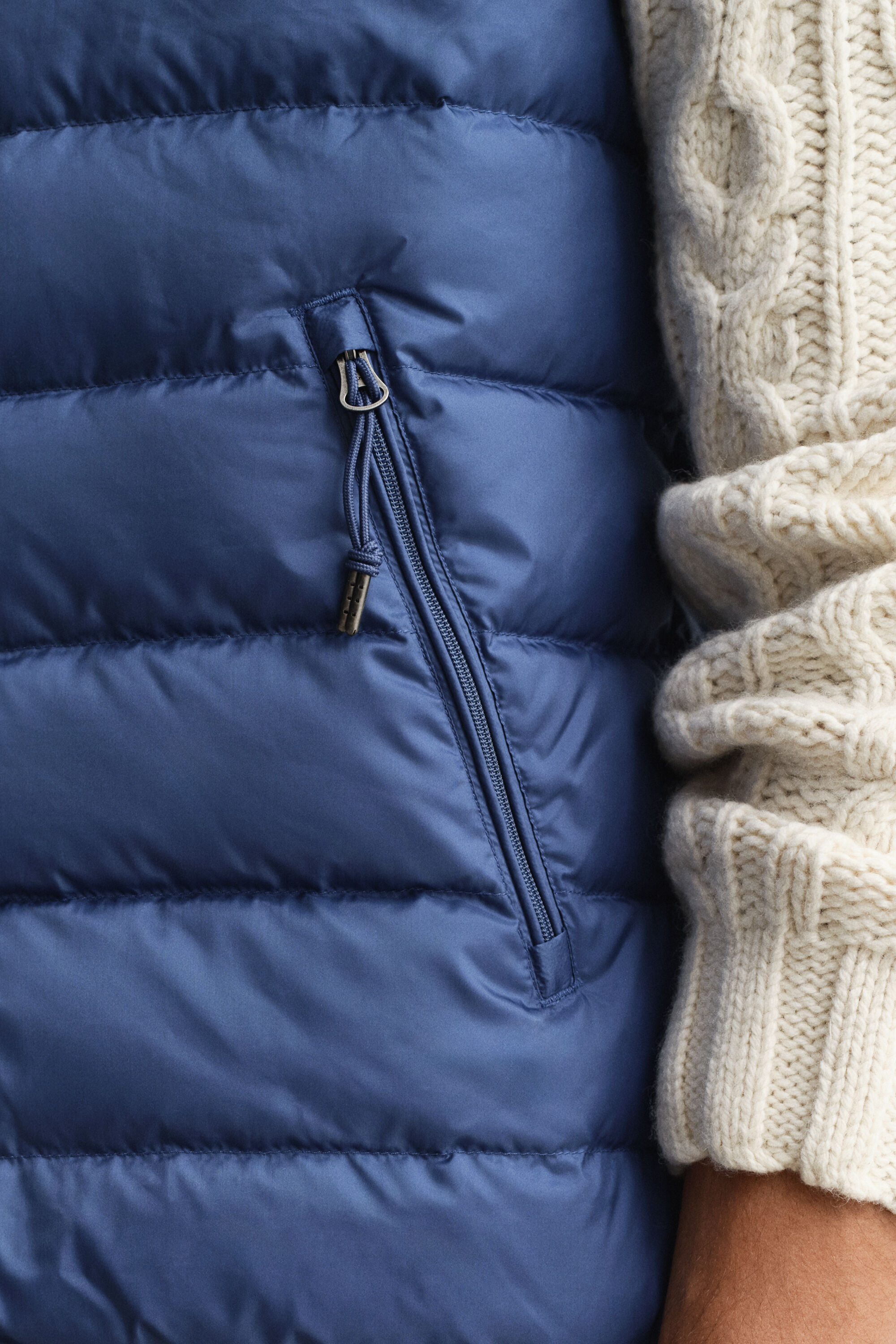 Smanicato leggero in piumino