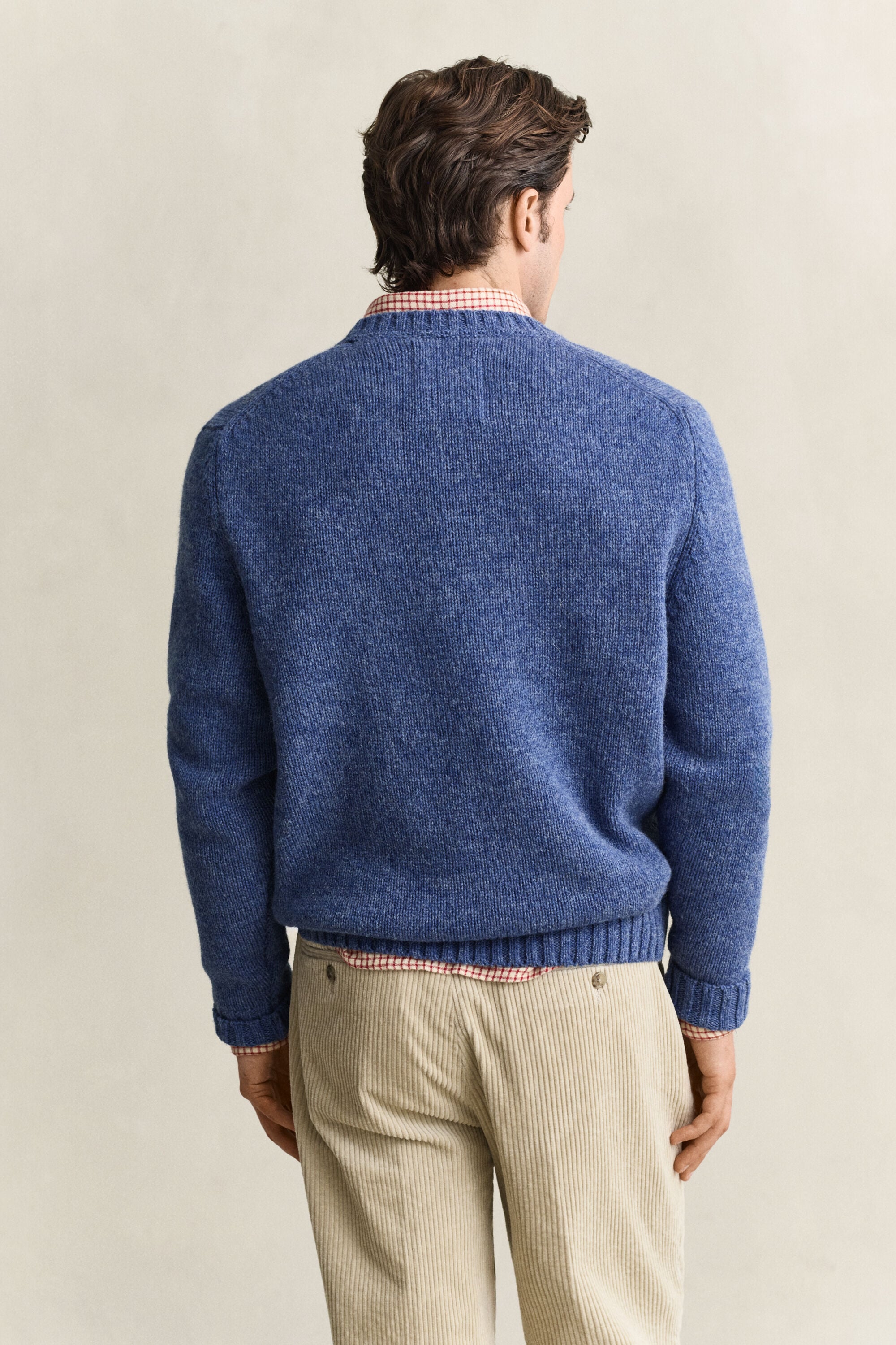 Maglia girocollo in lana pettinata