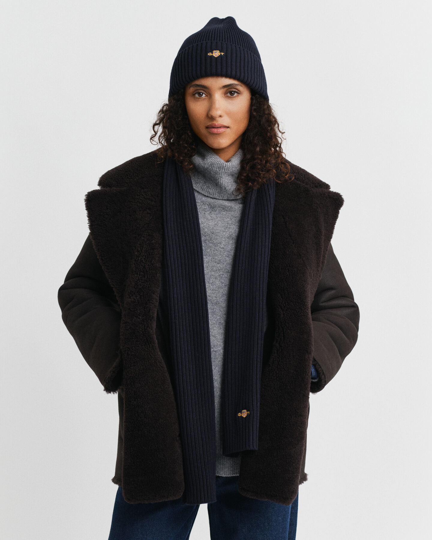 Set regalo berretto e sciarpa Shield