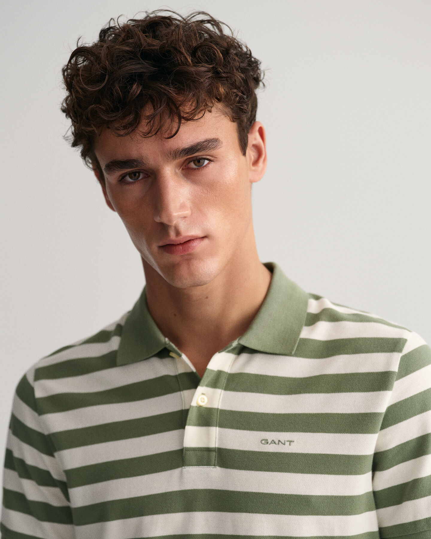 Polo in piqu&eacute; multirighe