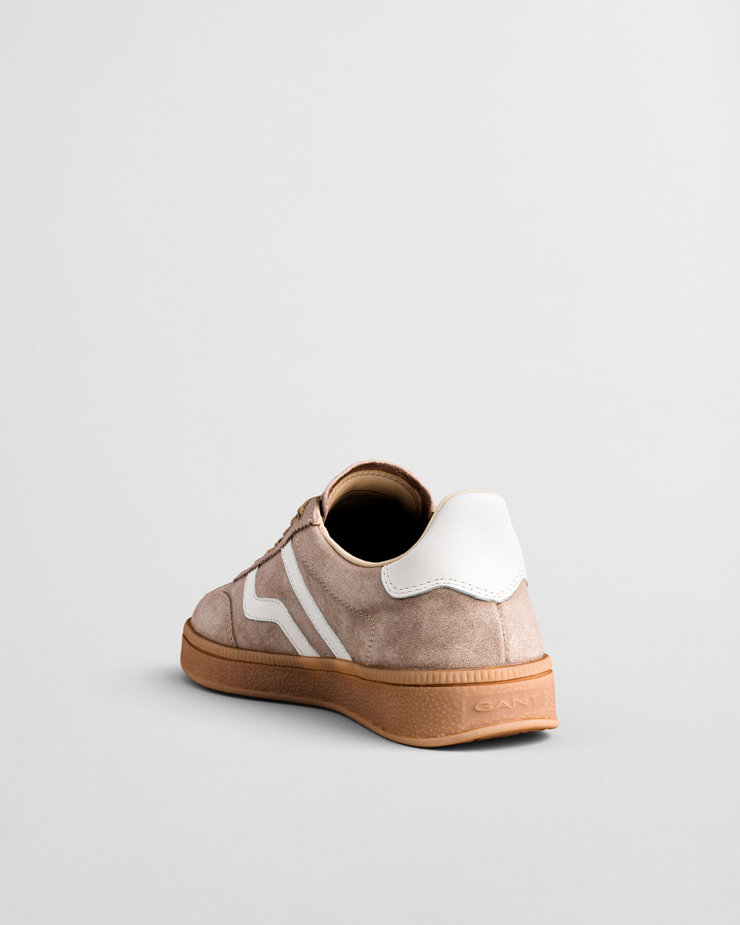 Sneakers Cuzima in camoscio