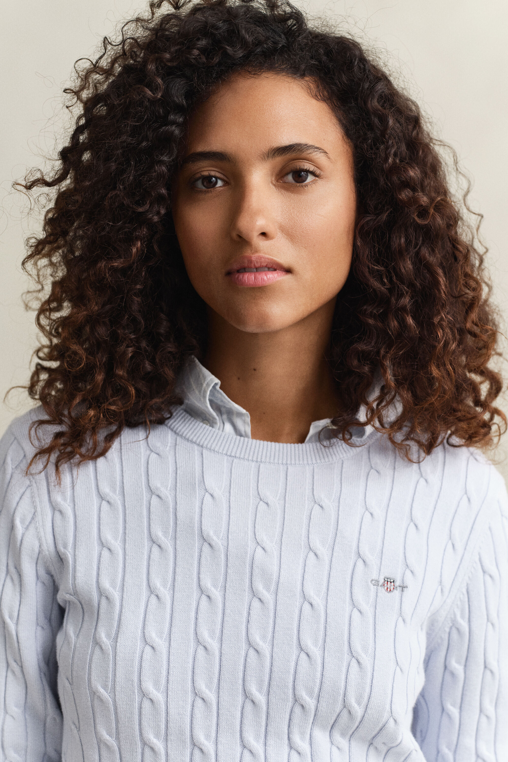 Maglia girocollo a trecce