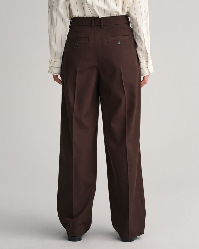 Pantaloni in lana con gamba stretta in fondo relaxed fit