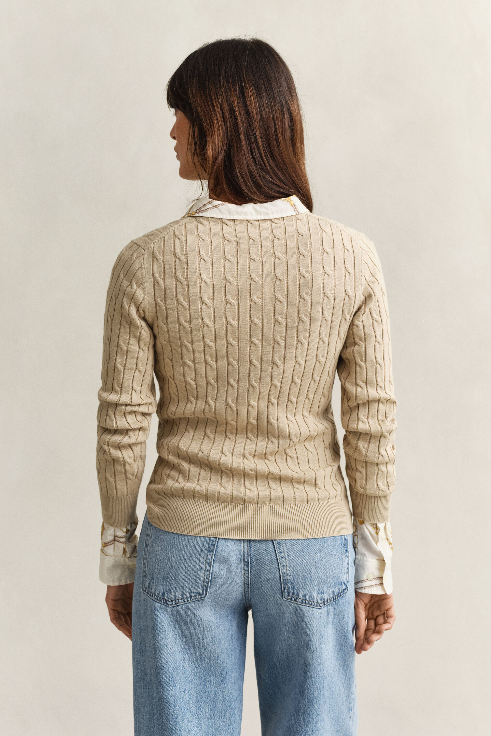 Maglia girocollo a trecce