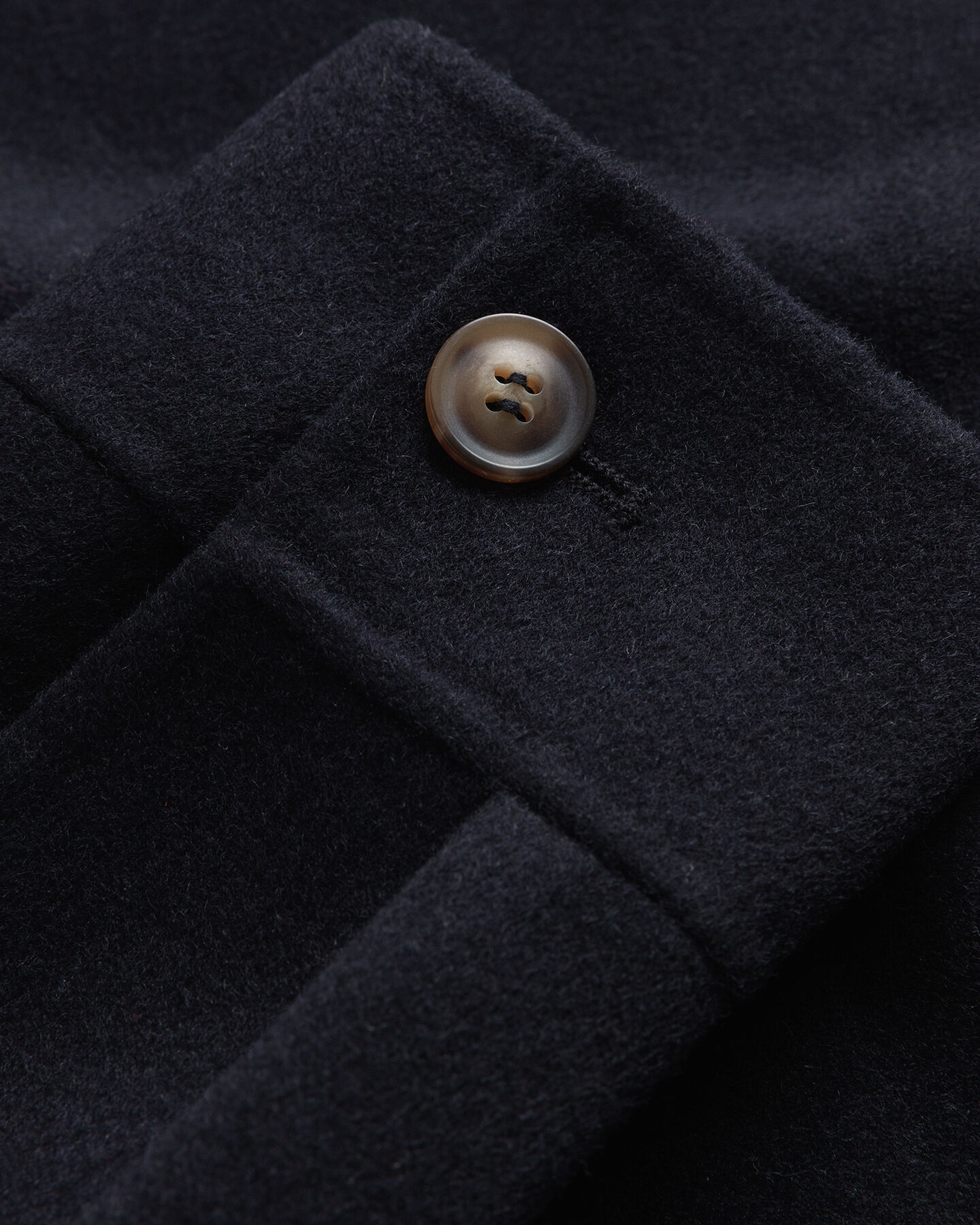 Giacca-camicia cucita a mano