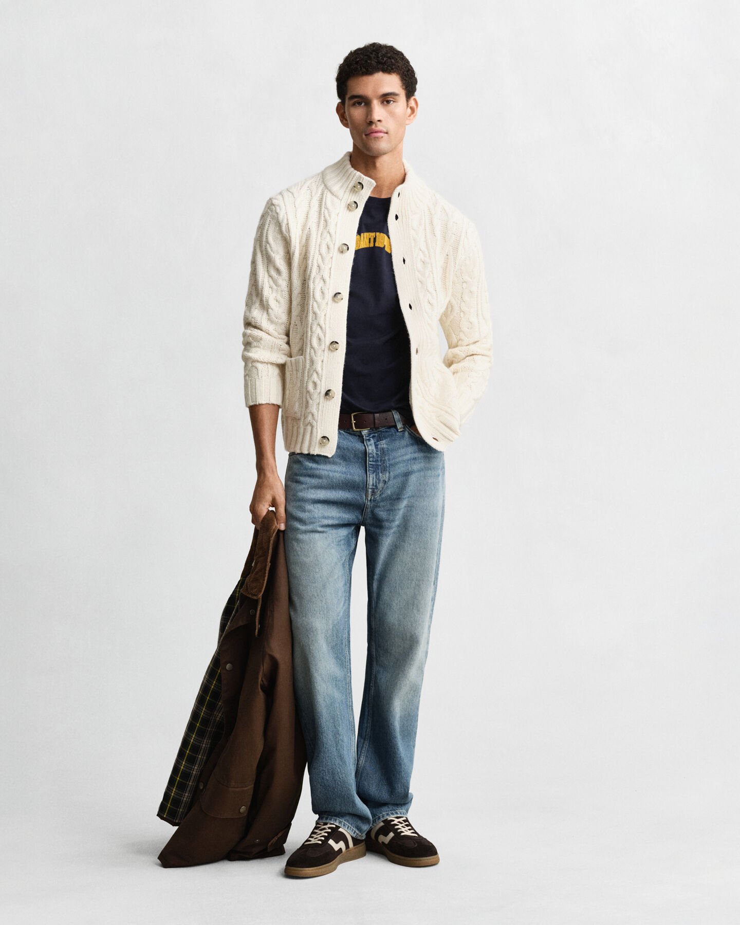 Cardigan in maglia con lavorazione a trecce