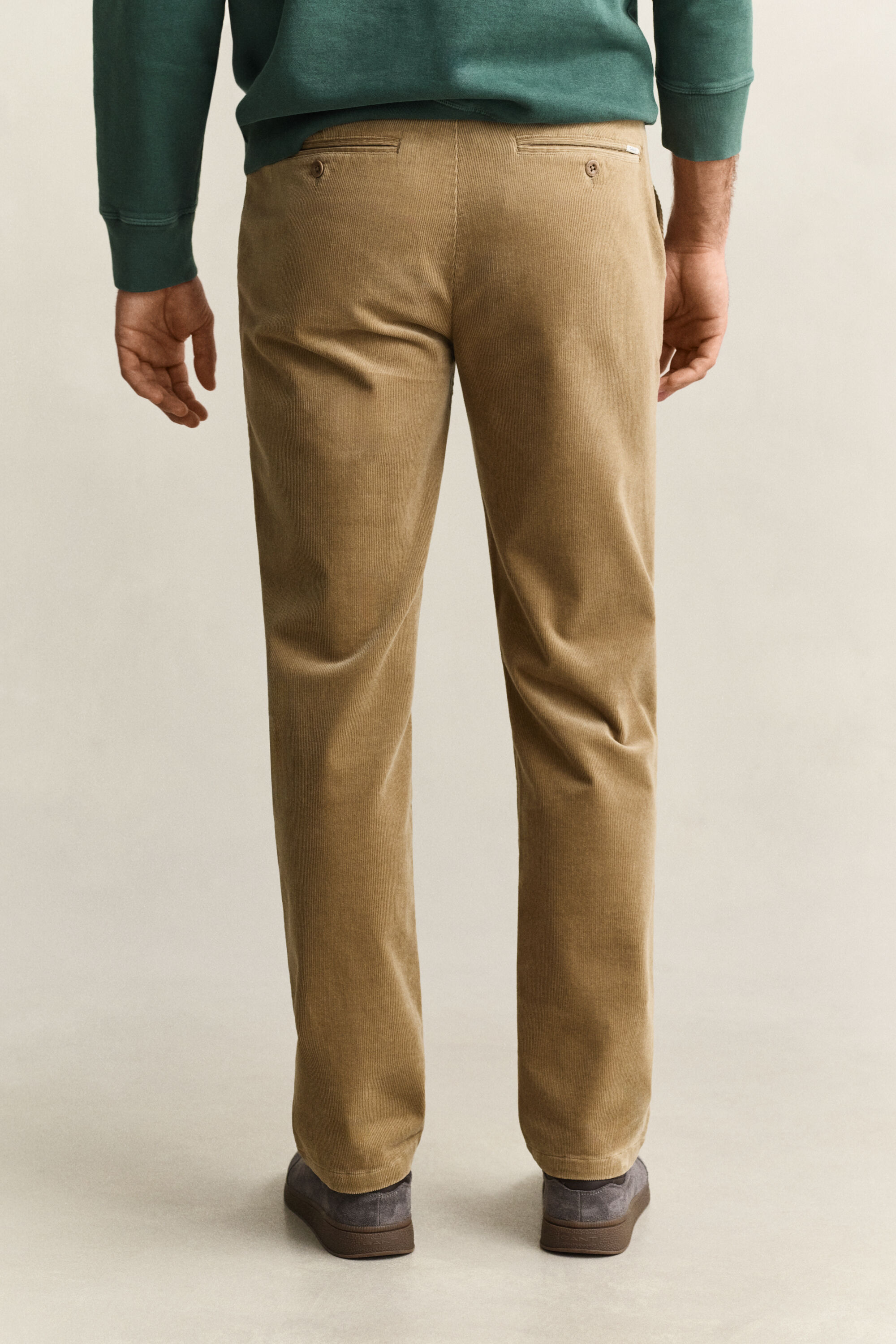 Pantaloni chino in velluto a coste regular