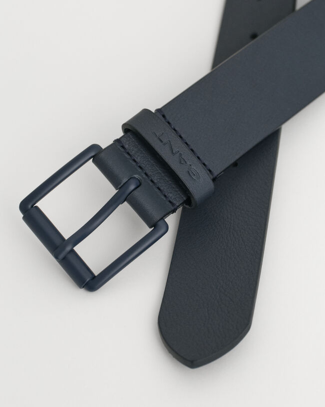 Cintura tono su tono in pelle con fibbia