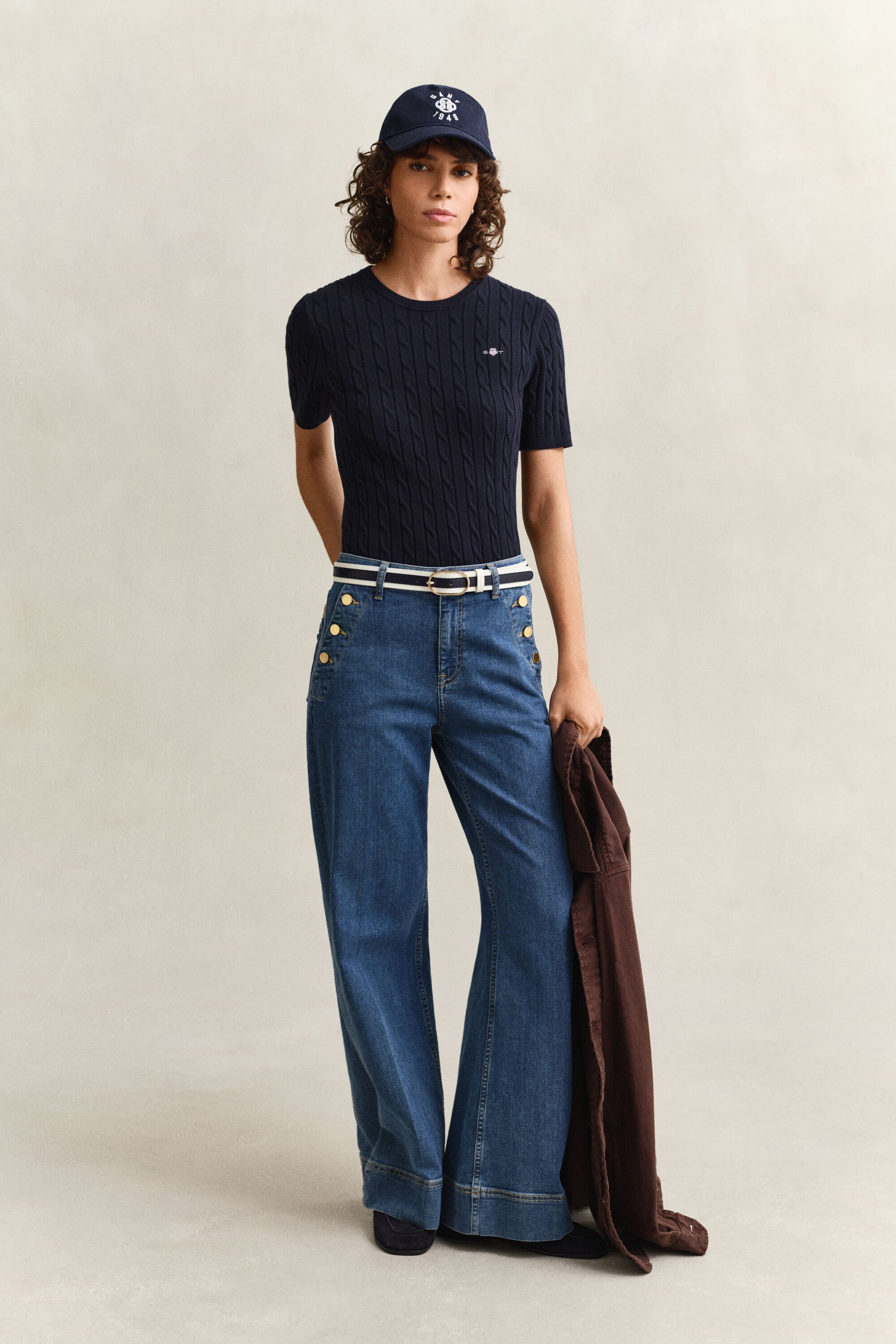 Maglia a trecce con maniche corte