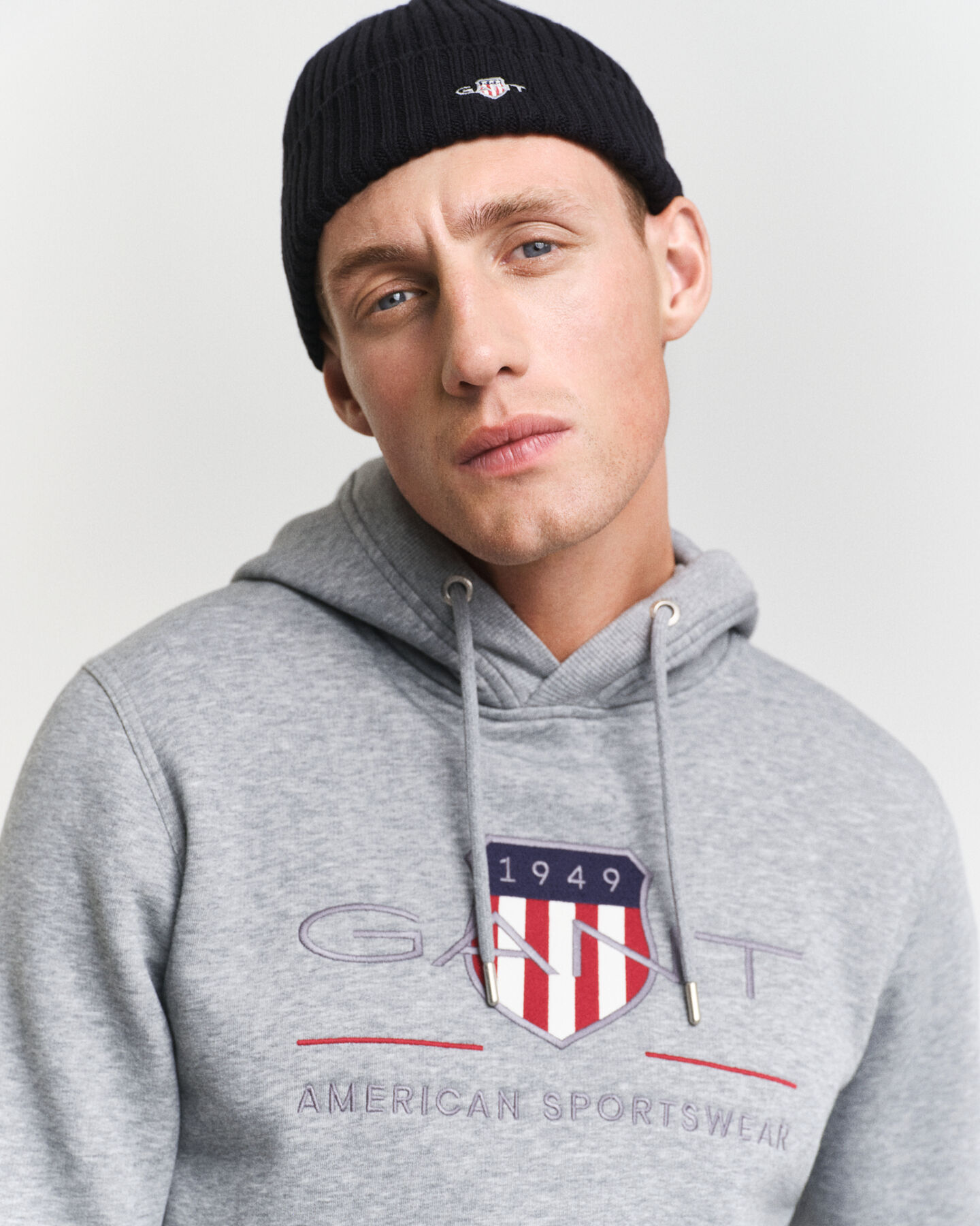 Felpa Archive Shield con cappuccio