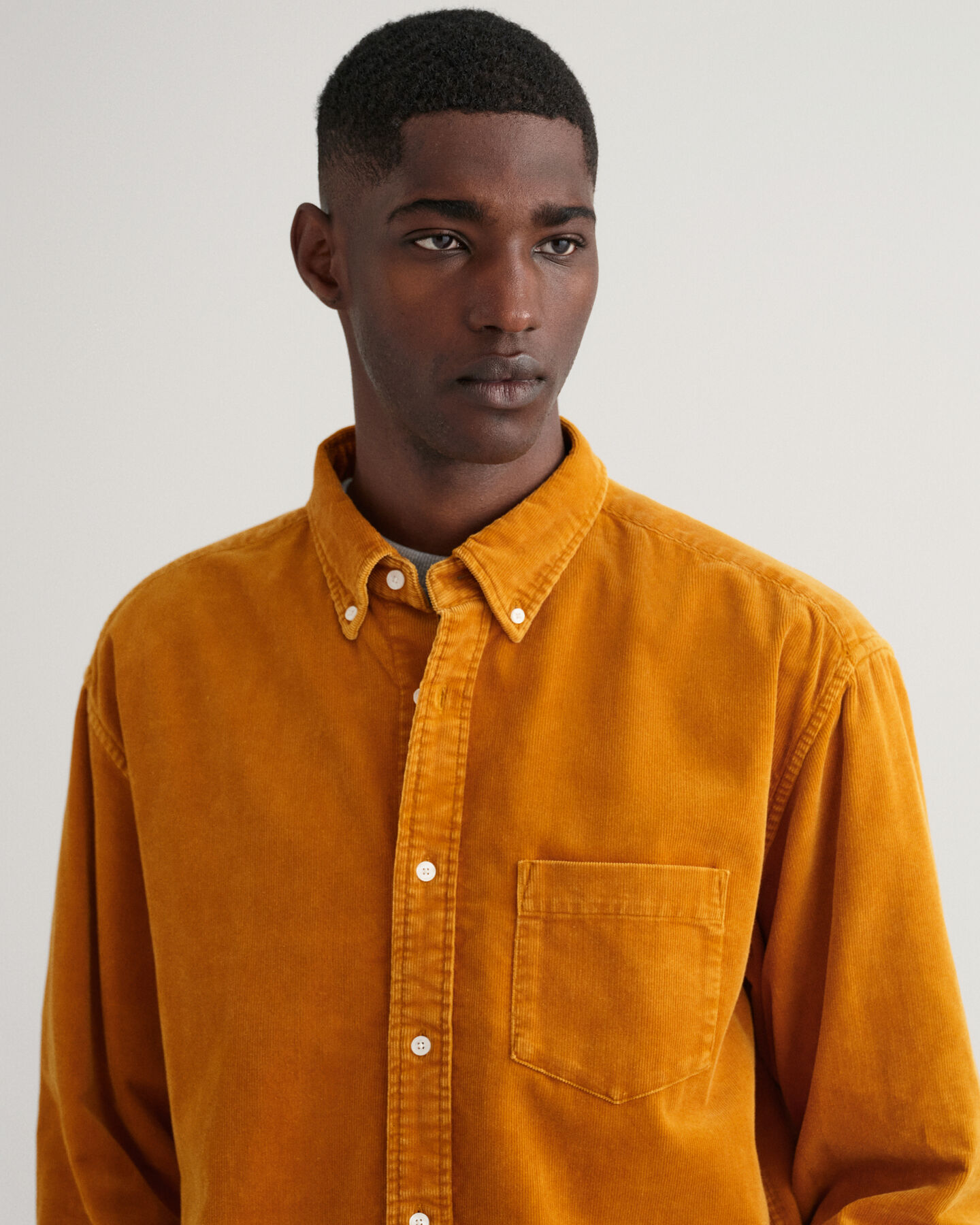 Camicia in velluto a coste d&eacute;lav&eacute; pesante relaxed fit