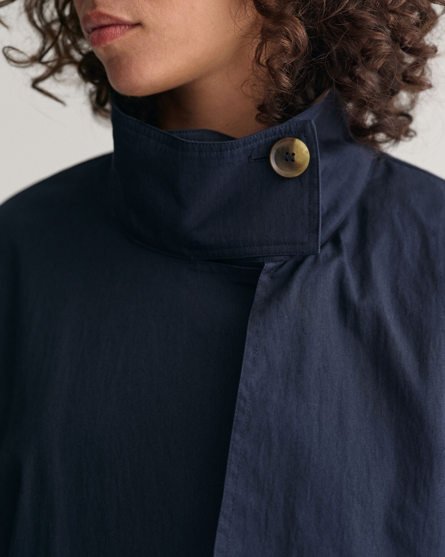 Giacca trench di media lunghezza