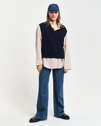 Gilet con scollo a V a coste in lana a coste ampie