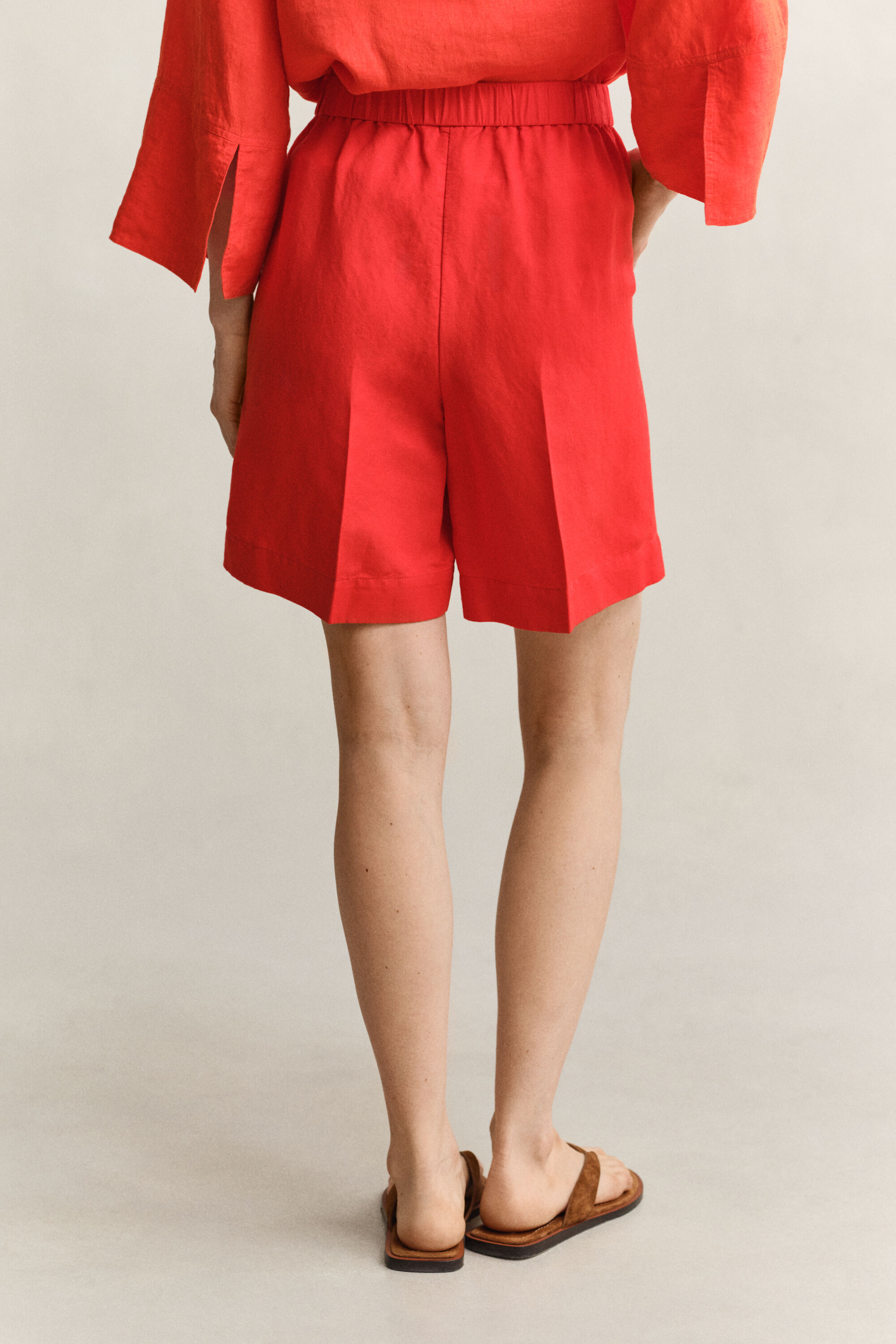Pantaloncini in misto lino