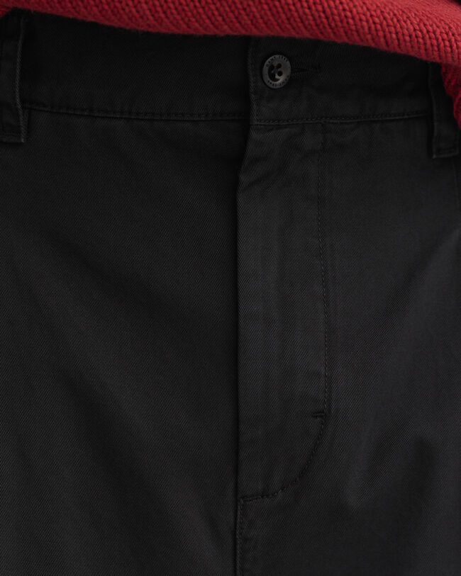 Pantaloni chino voluminosi con pinces