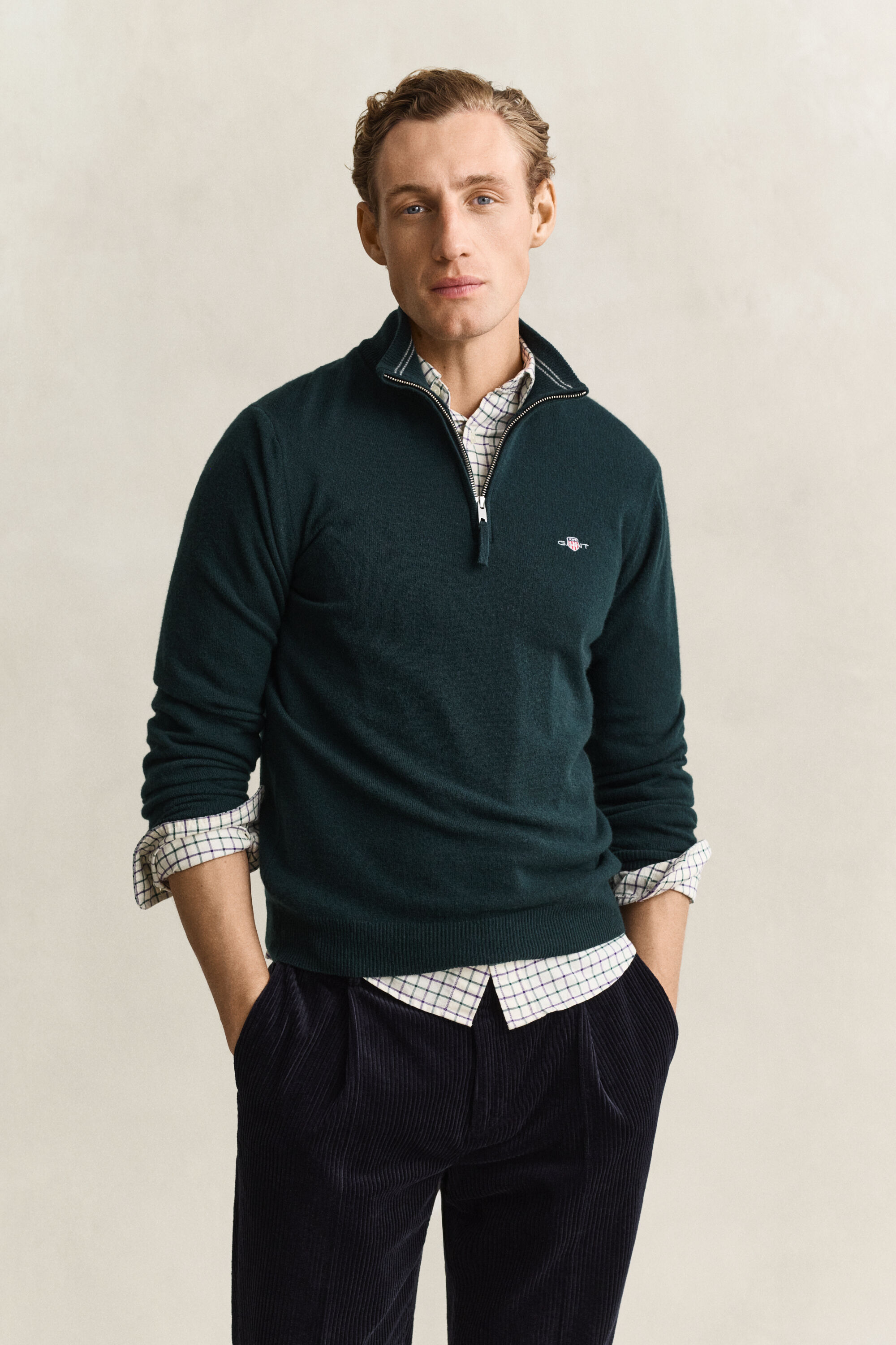Maglia in lana d’agnello con zip corta