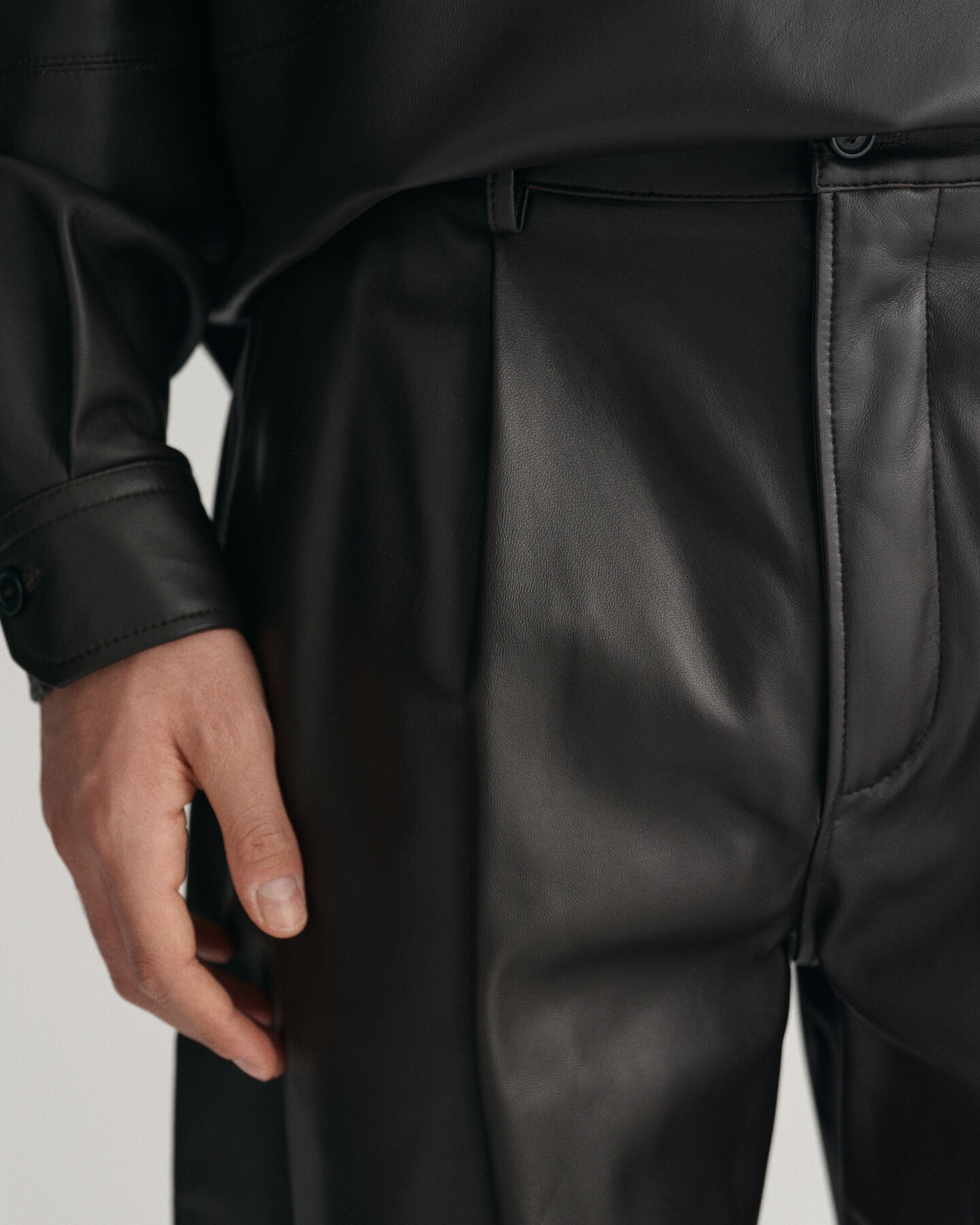 Pantaloncini in pelle