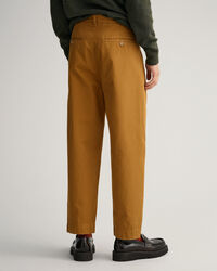 Pantaloni chino con pinces